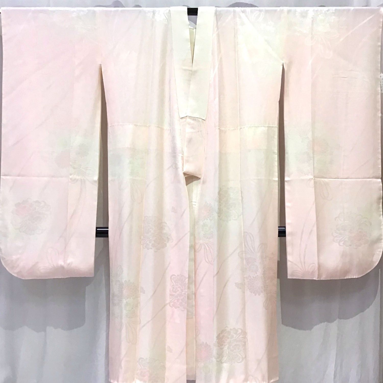 着物・長襦袢・花・うすピンク系地・No.200701-2183・梱包サイズ60