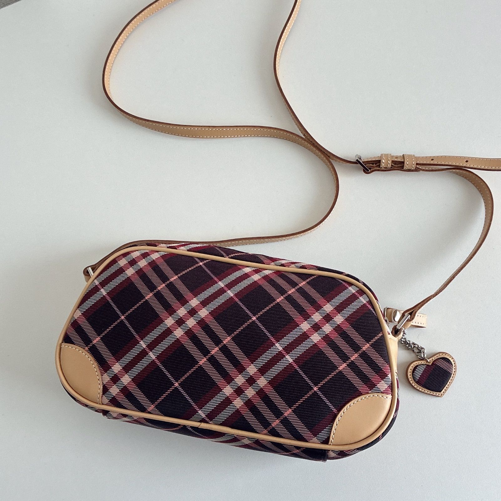 レディース BURBERRY LONDON ノバチェック ショルダーバッグ