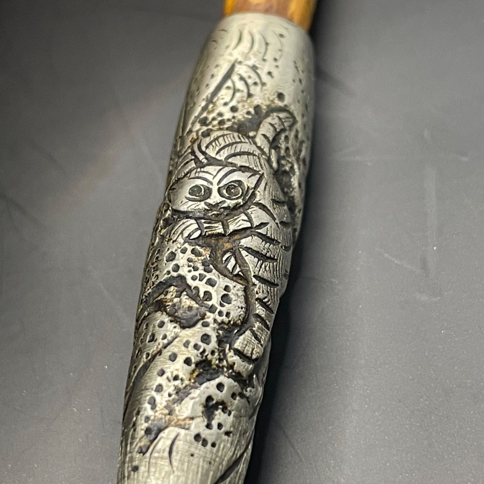 刻印あり】時代煙管 45.53g 重厚 彫金 金彩色 明治大正 刀装具職人技