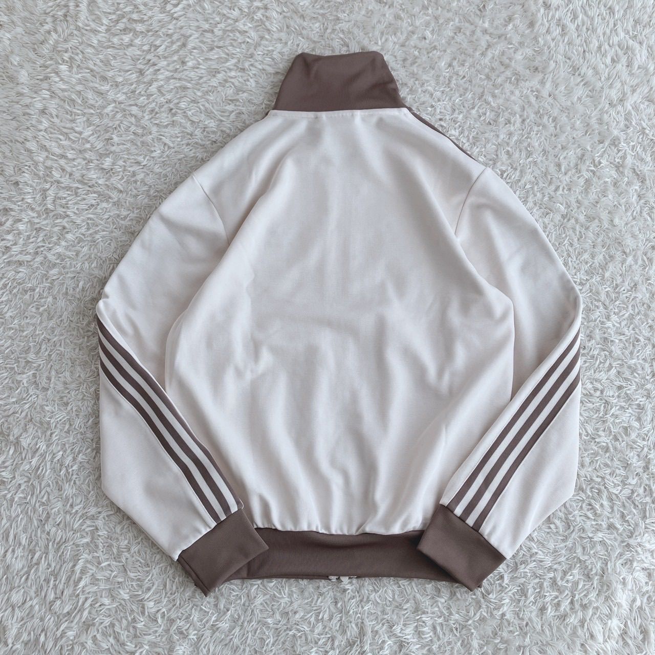 極美品！adidas アディダス トラックジャケット ライトベージュ モカ
