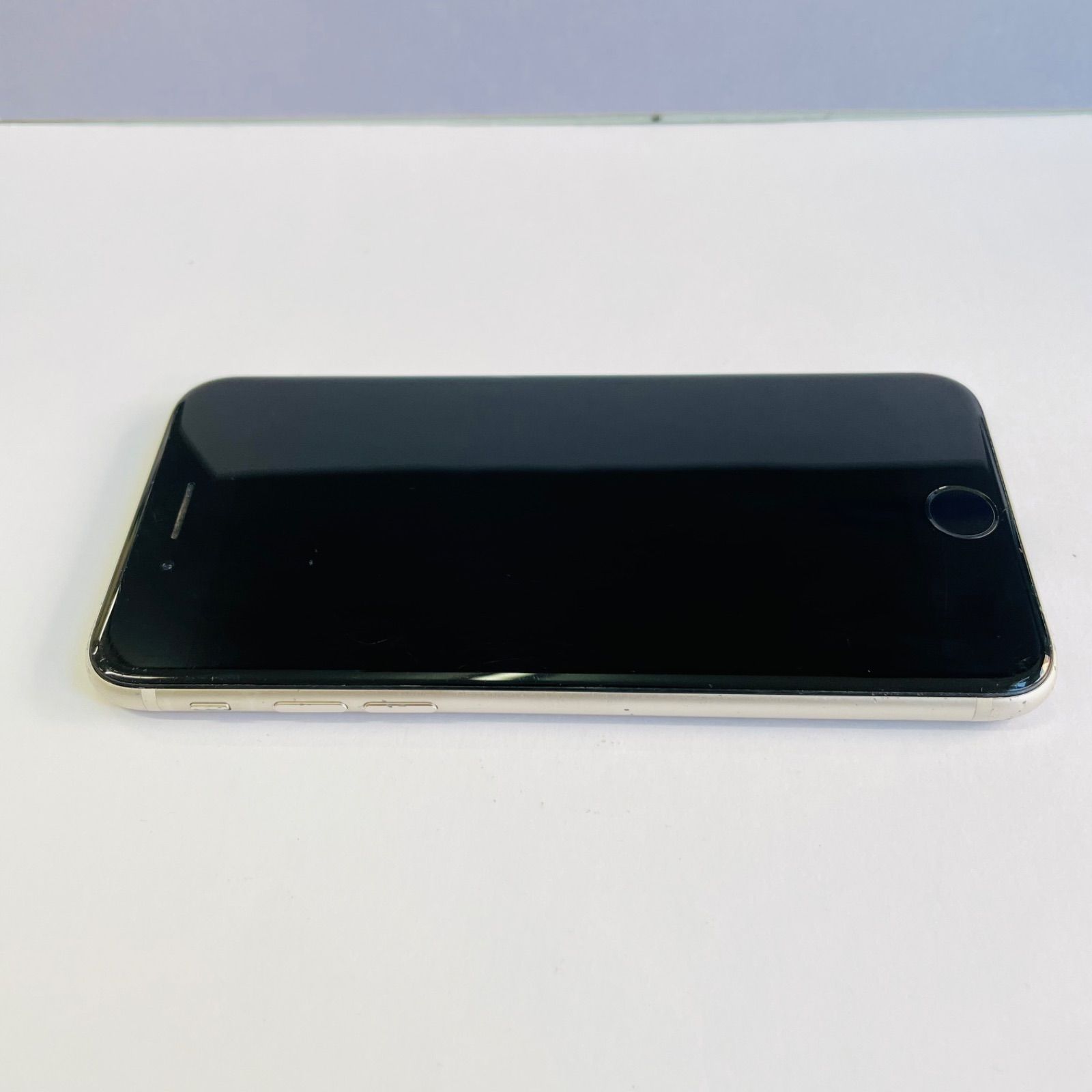 iPhone SE3 64GB SIMフリー