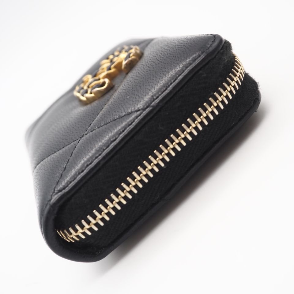 ☆3日以内返品可☆ 美品 CHANEL シャネル マトラッセ シャネル19