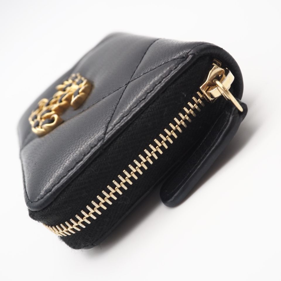 ☆3日以内返品可☆ 美品 CHANEL シャネル マトラッセ シャネル19