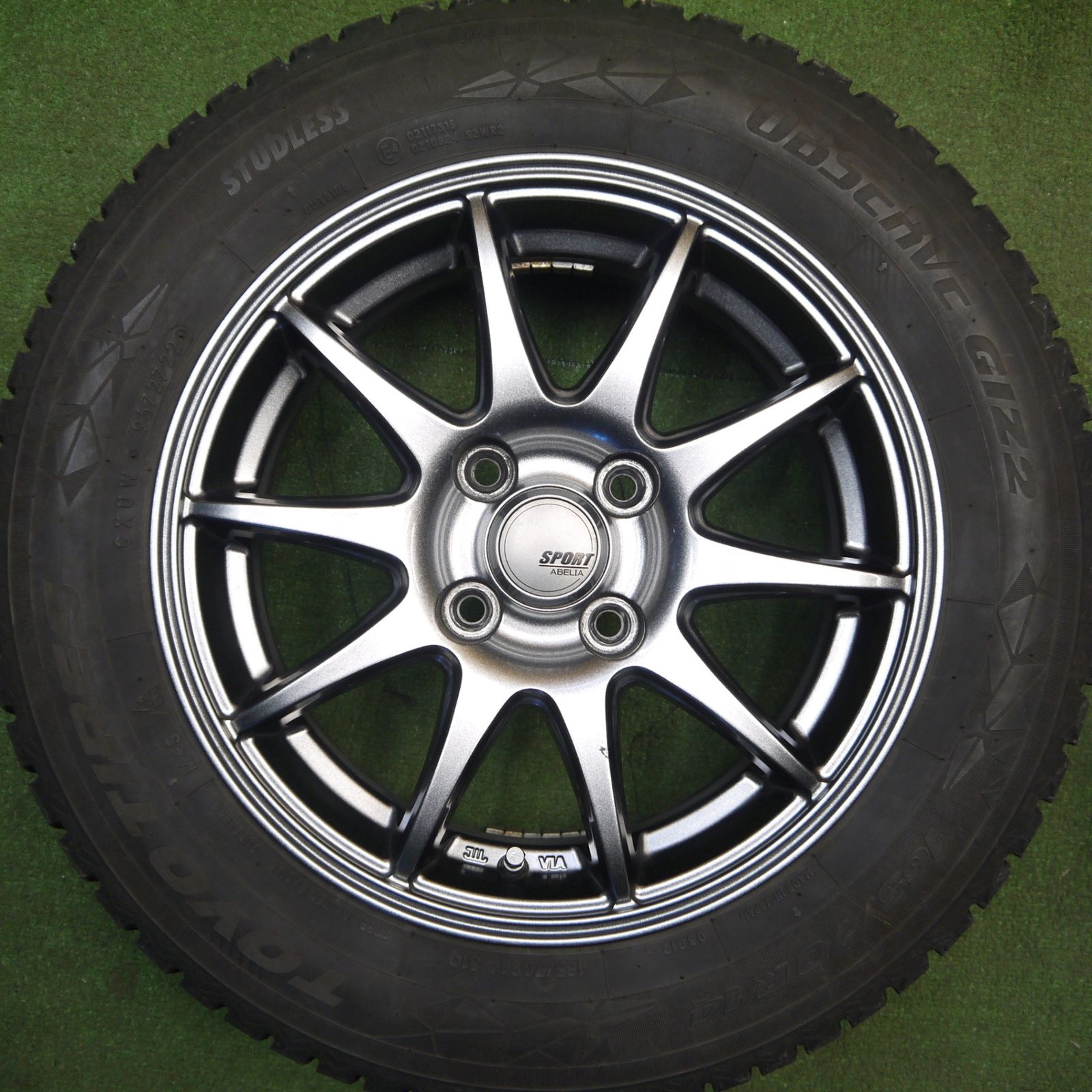 バリ溝！22年！8.5分☆スタッドレス 165/70R14 トーヨー オブザーブ 