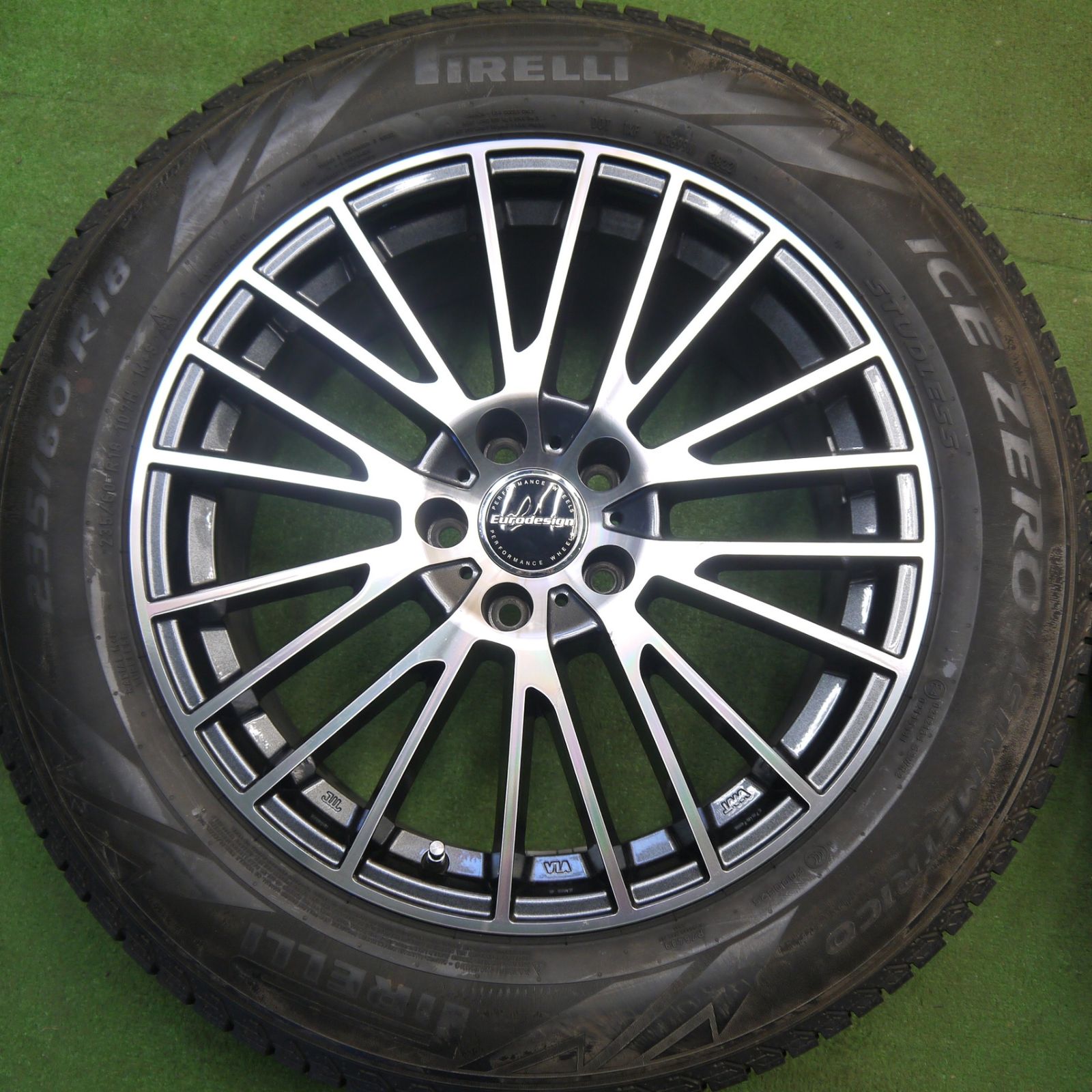 特別価格バリ山スタッドレスタイヤアルミホイールセット235/65r18