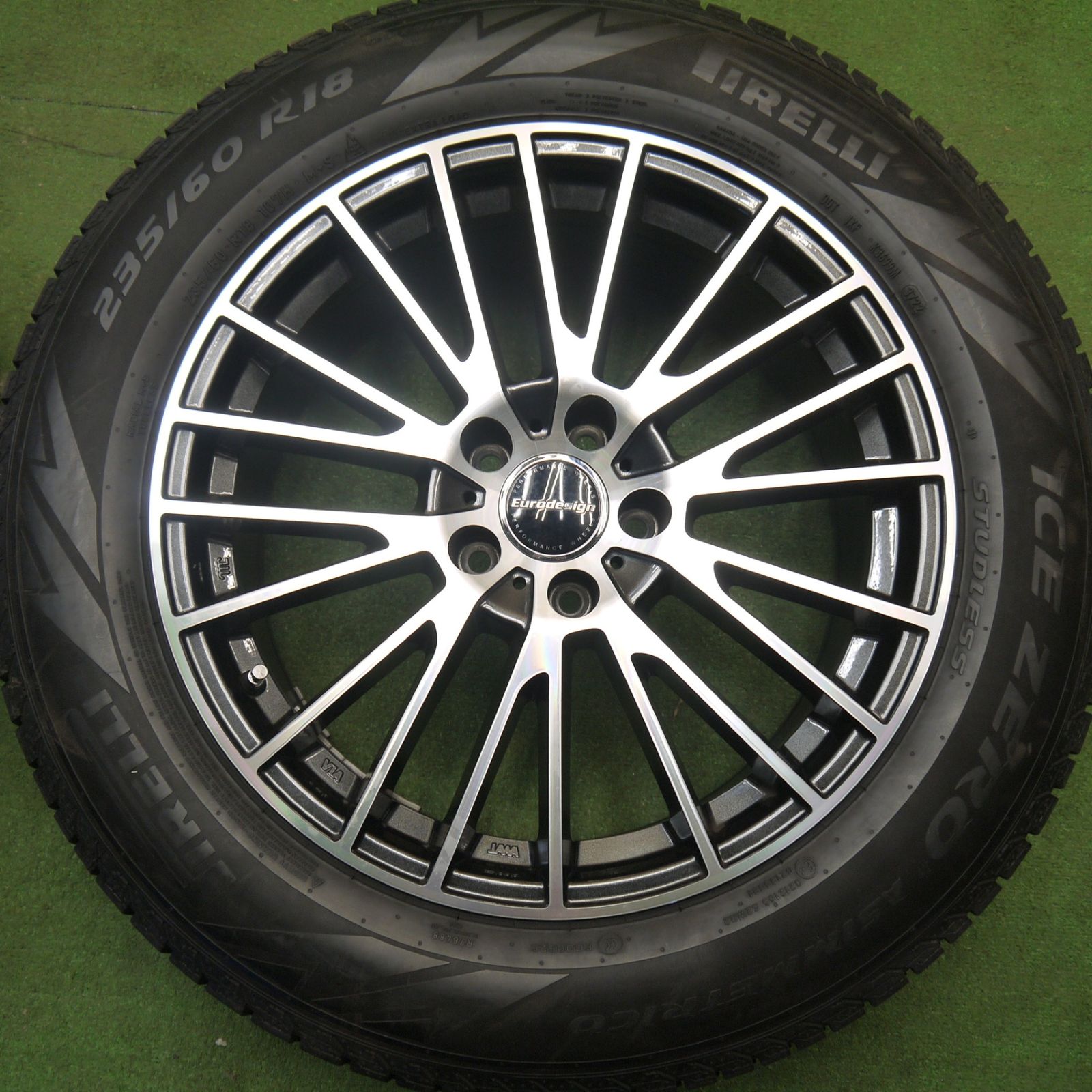 バリ溝！22年！キレイ！9.5分以上☆アウディ Q5 等 Eurodesign CALWER 