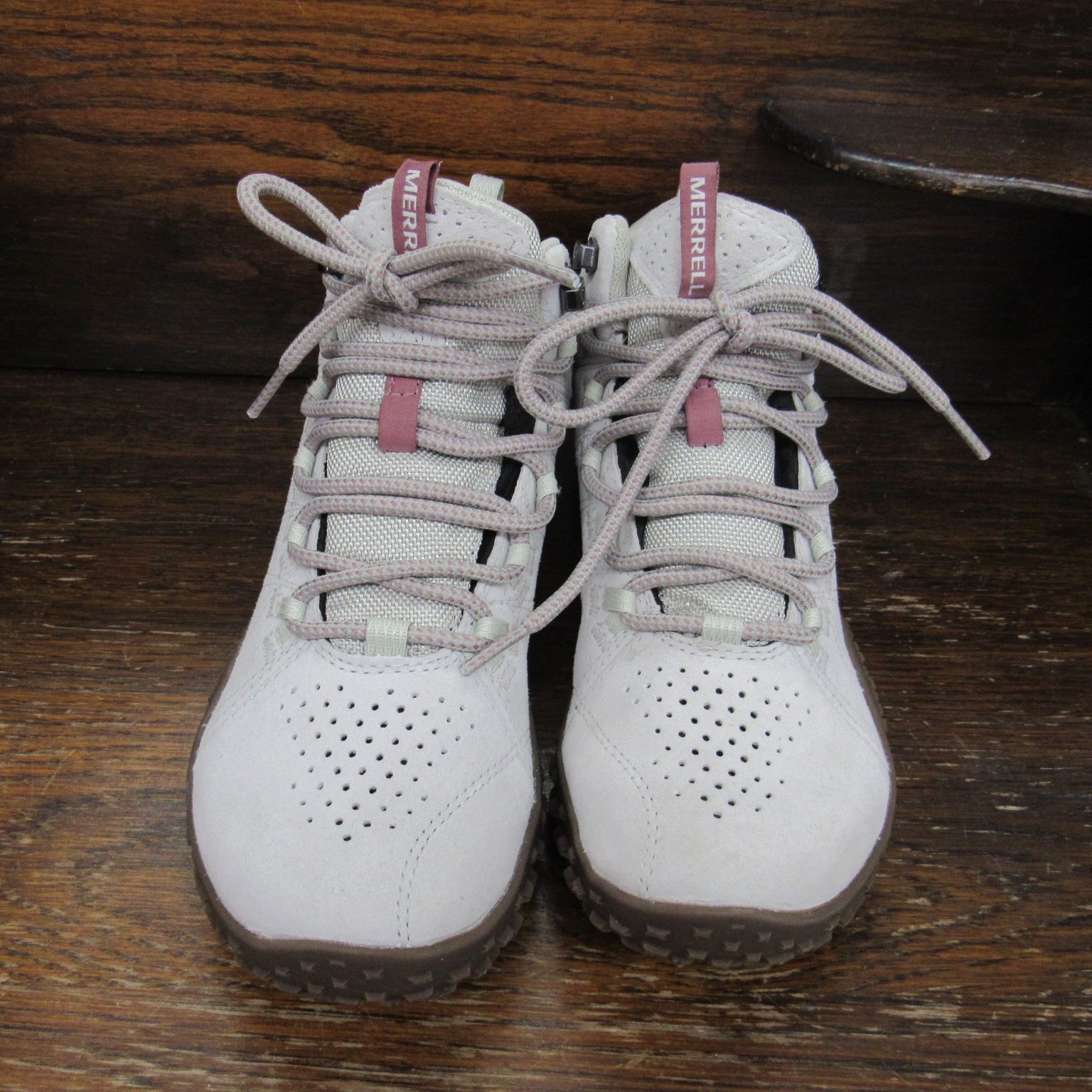 未使用 メレル merrell MERRELL トレッキングシューズ WRAPT
