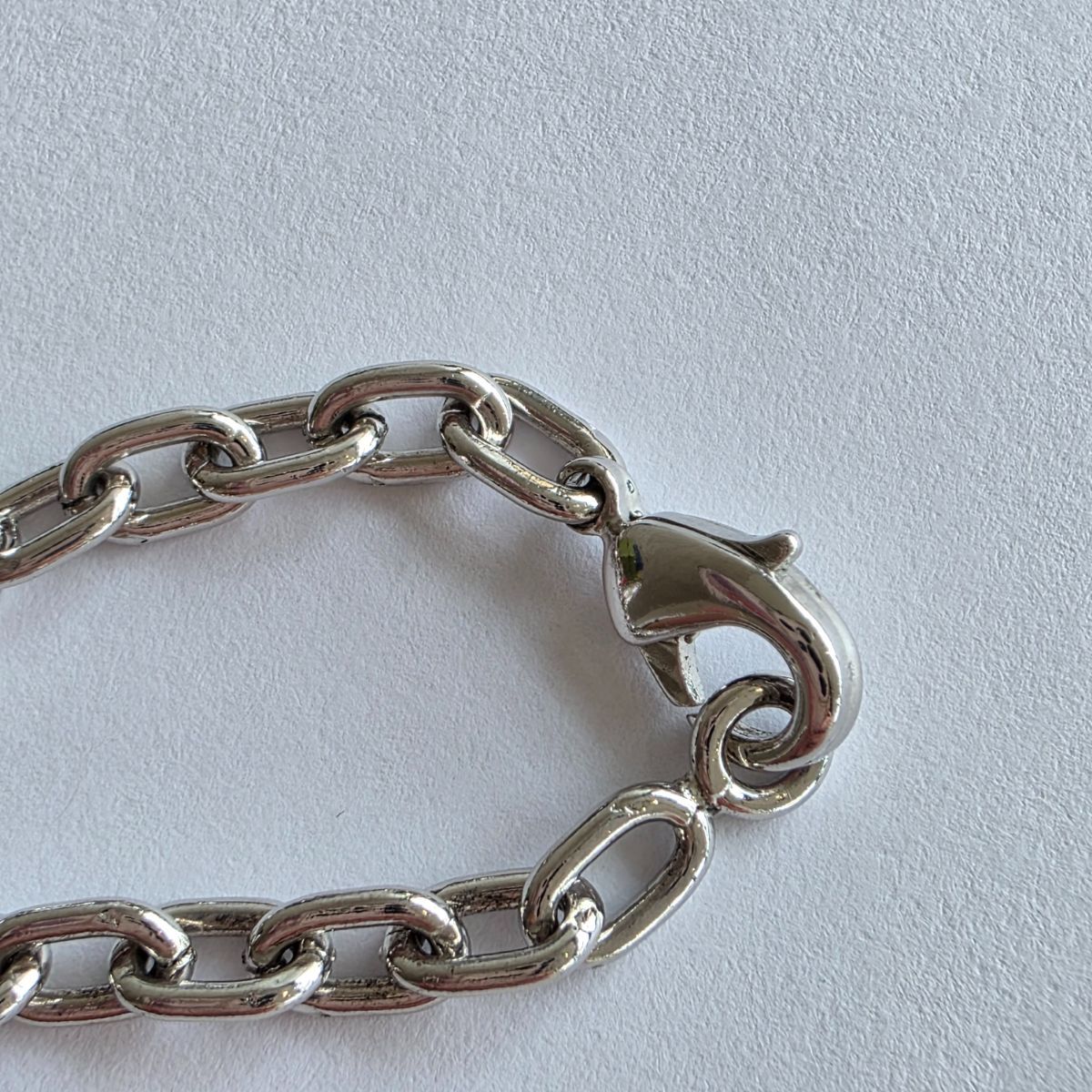 CARTIER カルティエ 2C ツーシー モチーフ キーホルダー トップ ロゴ