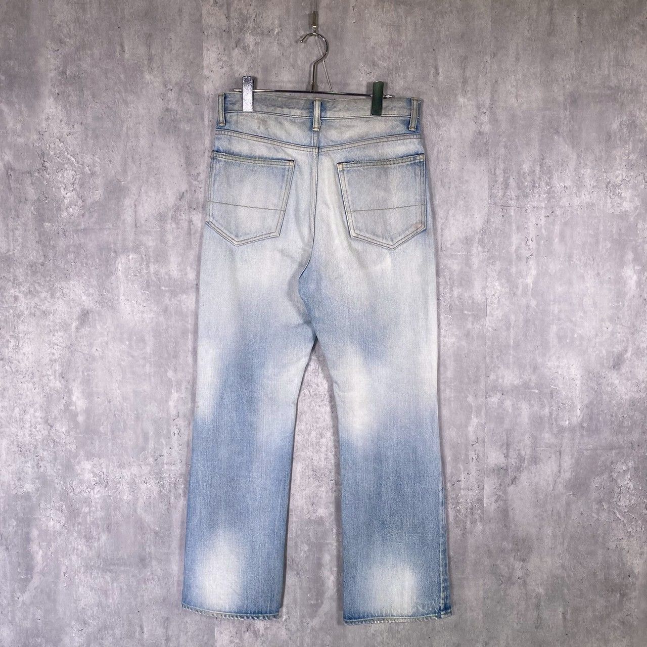 ANCELLM』アンセルム (1) ダメージ加工ストレートデニムパンツ - メルカリ
