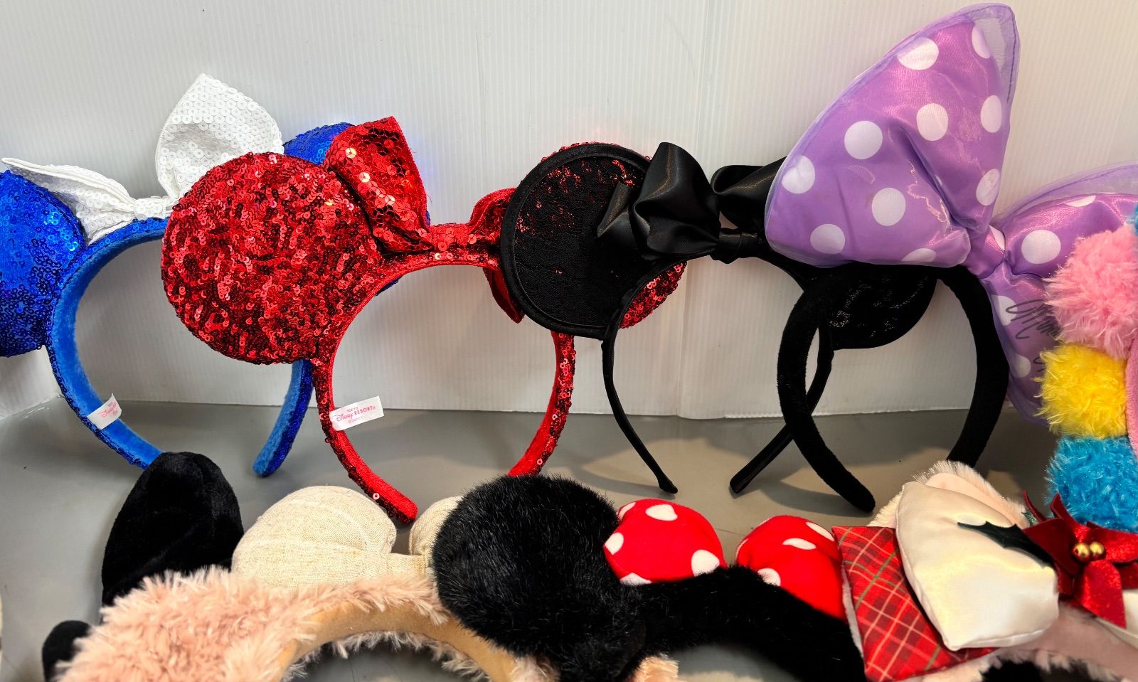 ディズニーカチューシャセット ミニー耳付きヒョウ柄フリース帽子 