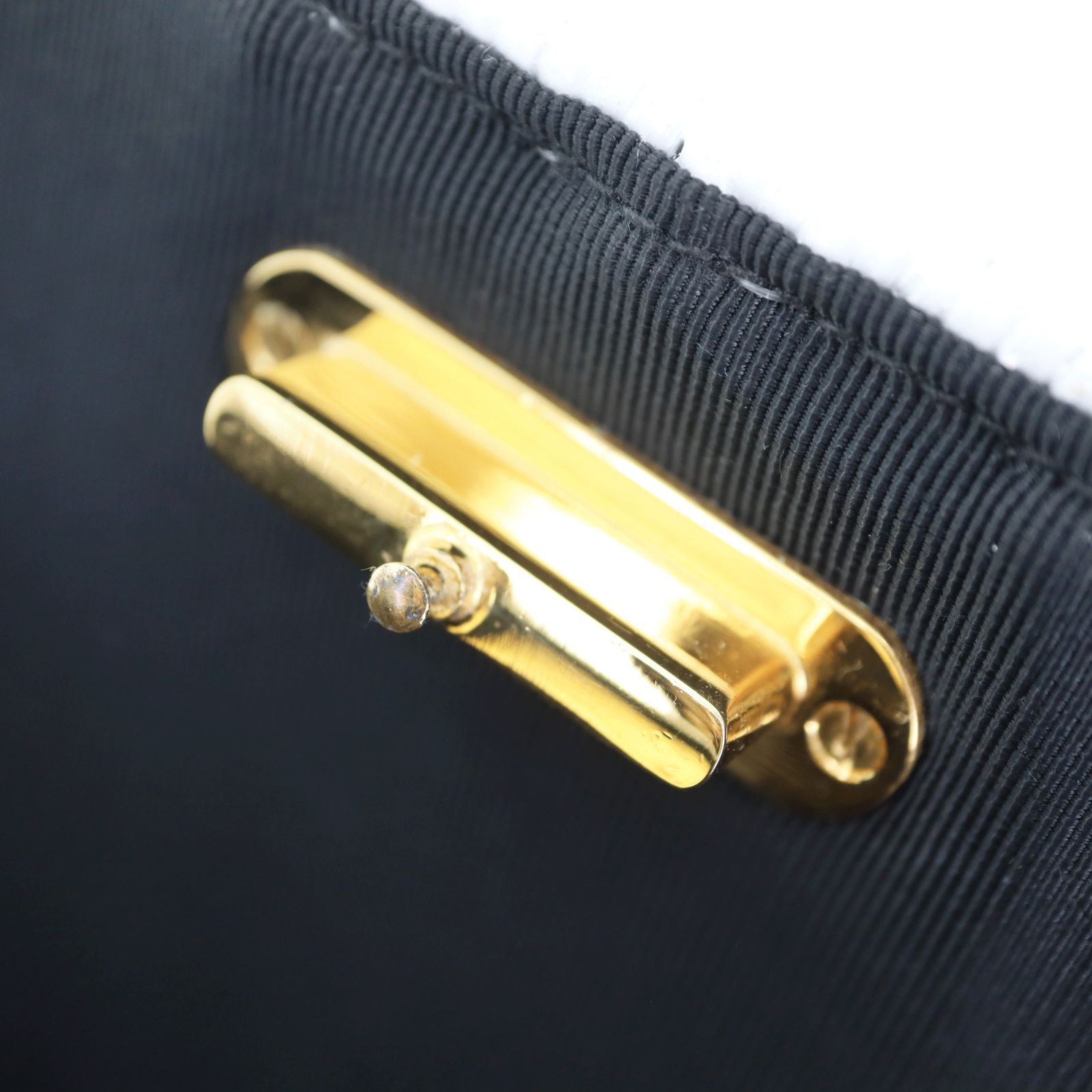 中古】Salvatore Ferragamo サルヴァトーレ・フェラガモ ミニチェーン 