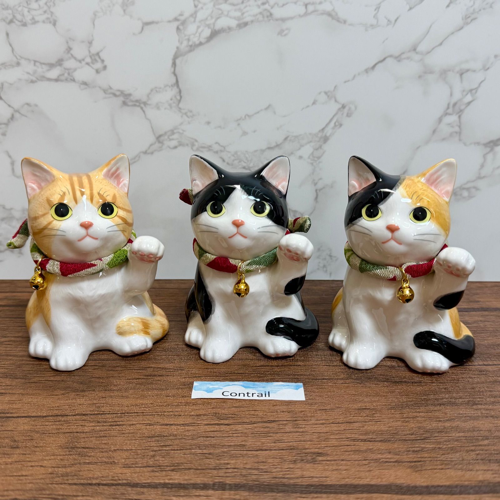  うちの招き猫 子猫 ぶち とら みけ セット 薬師窯 左手 千客万来 縁起物 置物 Yakushigama Maneki Neko Lucky Cat Kitten Set of 3 Cats デスクキャビネット 置物 インテリア小物