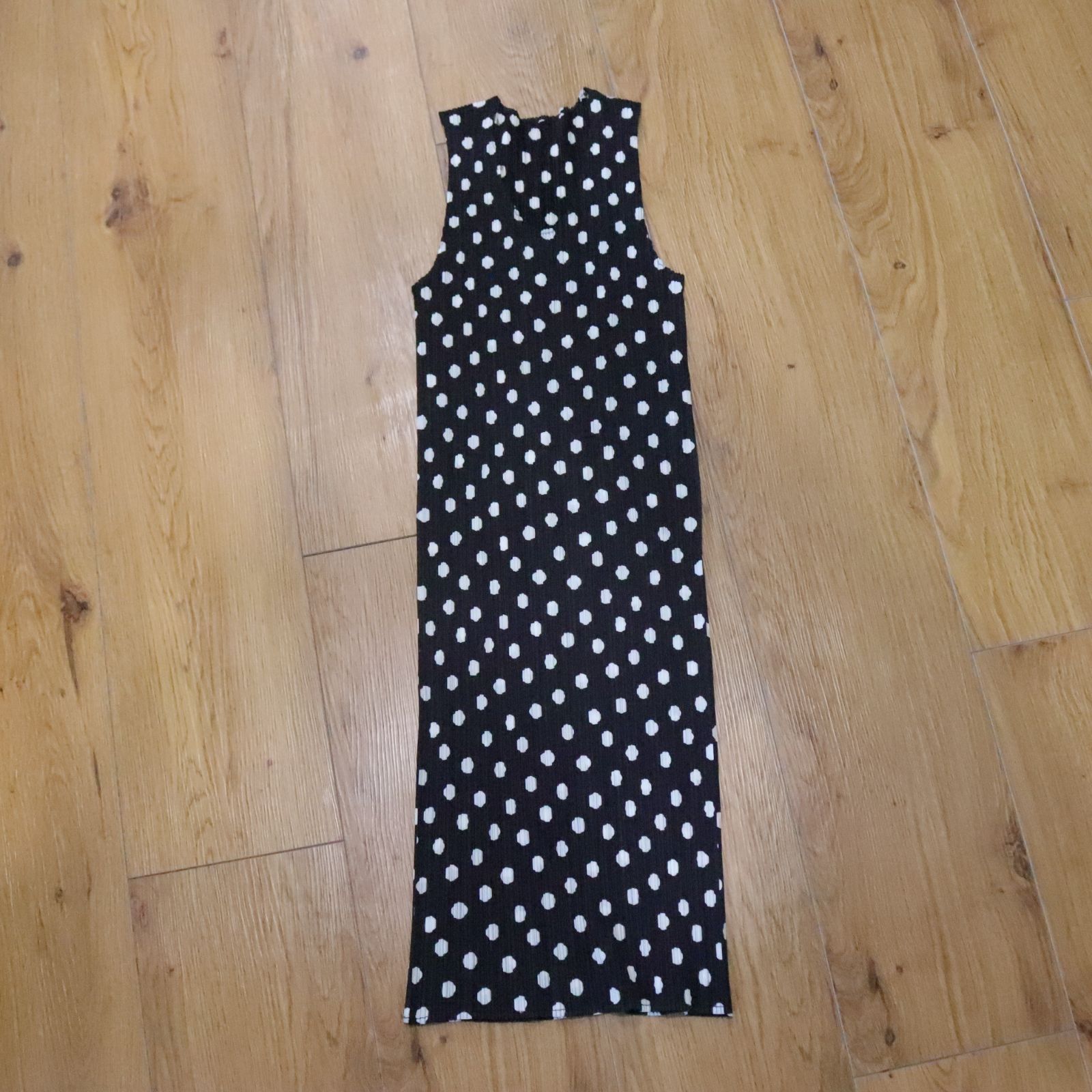 PLEATS PLEASE プリーツプリーズ イッセイミヤケ ワンピース ドット柄