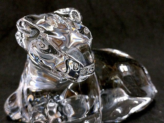 Baccarat(バカラ) 干支 丑(ウシ) クリスタルオブジェ フィギュリン