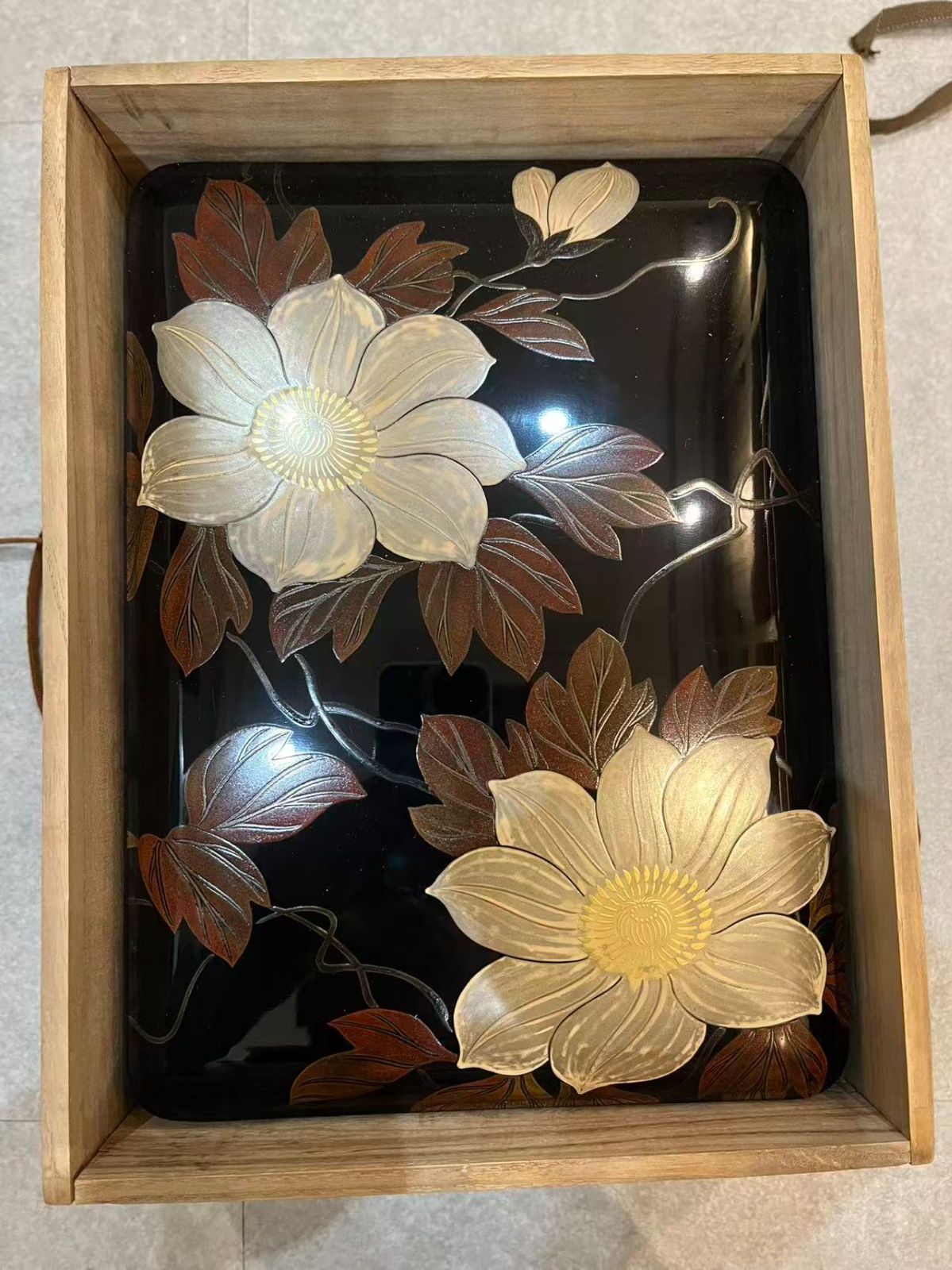 極美品】伝統工芸 漆器 文箱 蒔絵 螺鈿 大輪花 木箱付き 道具箱 书道箱