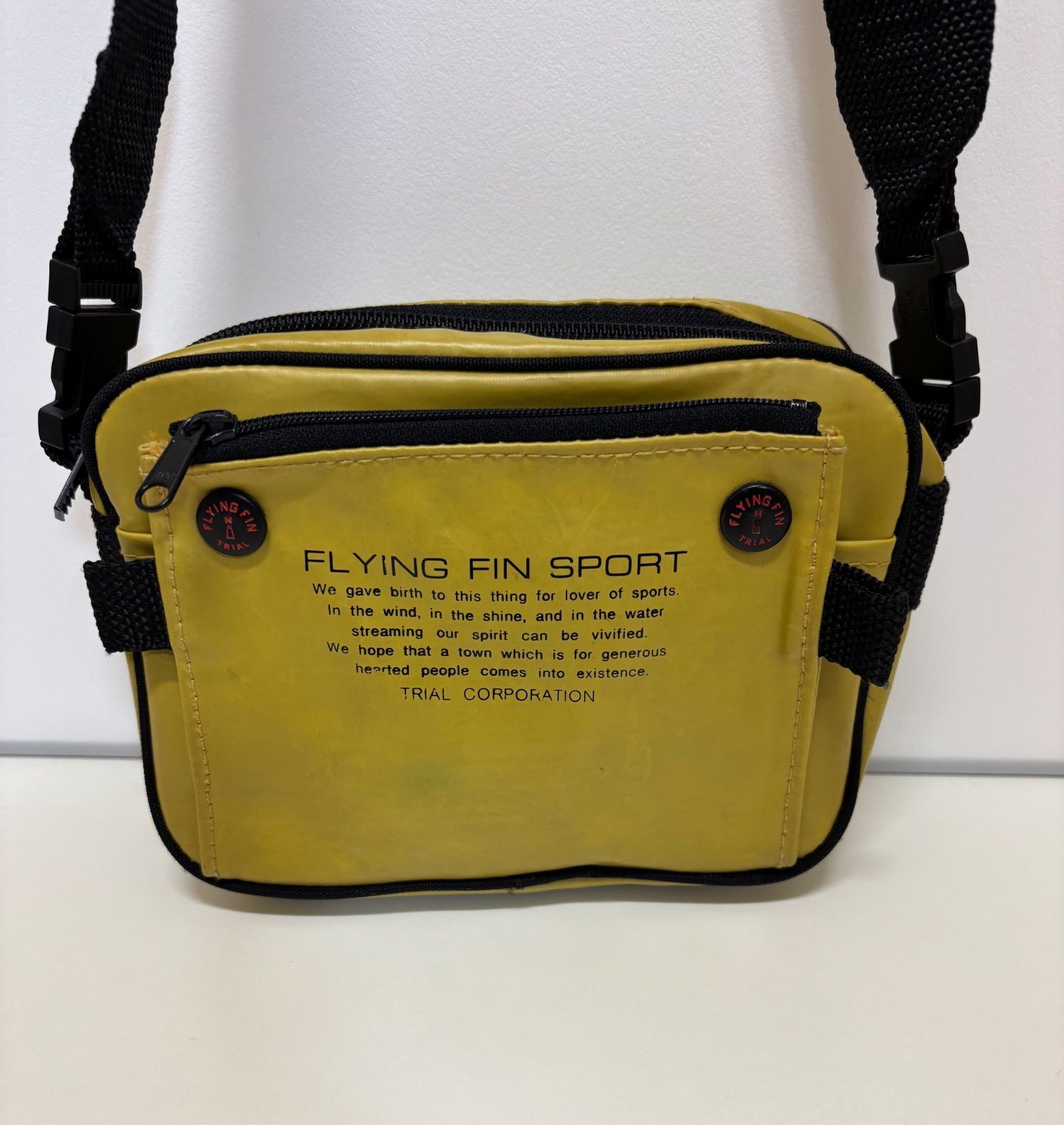 FLYING FIN SPORT 日本製 ショルダーバッグ イエロー マチ拡張 軽量 