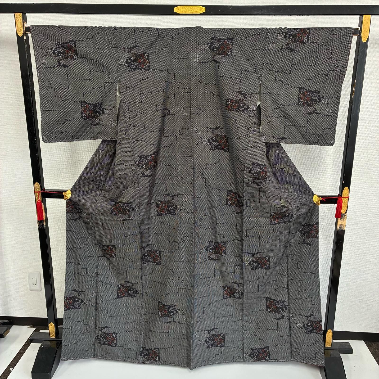 本場大島紬 裄66 正絹 茶泥染め 幾何学 袷 着物 MK-4923 - メルカリ