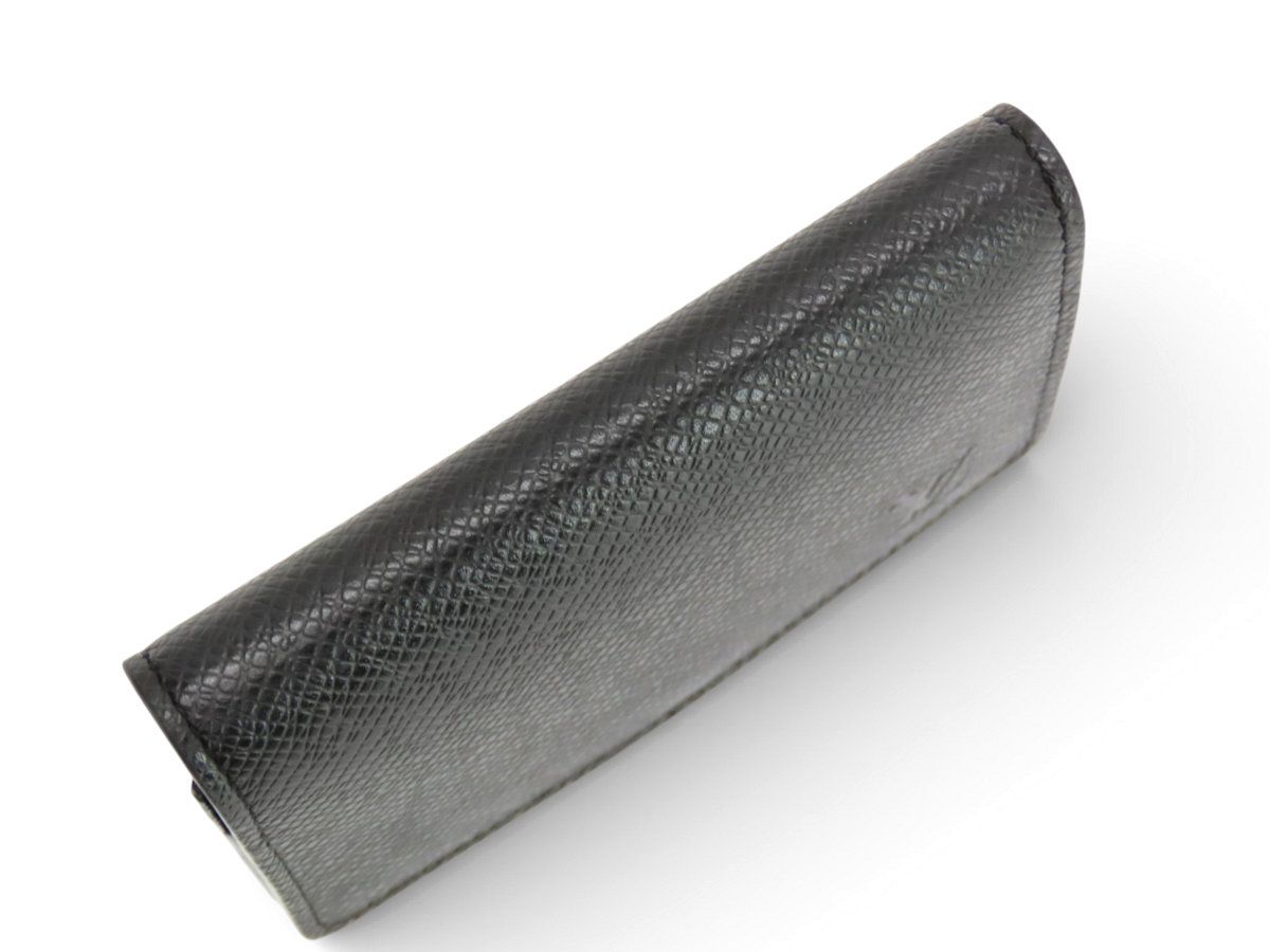 ほぼ新品】ルイヴィトン LOUIS VUITTON タイガ アンヴェロップ カルト
