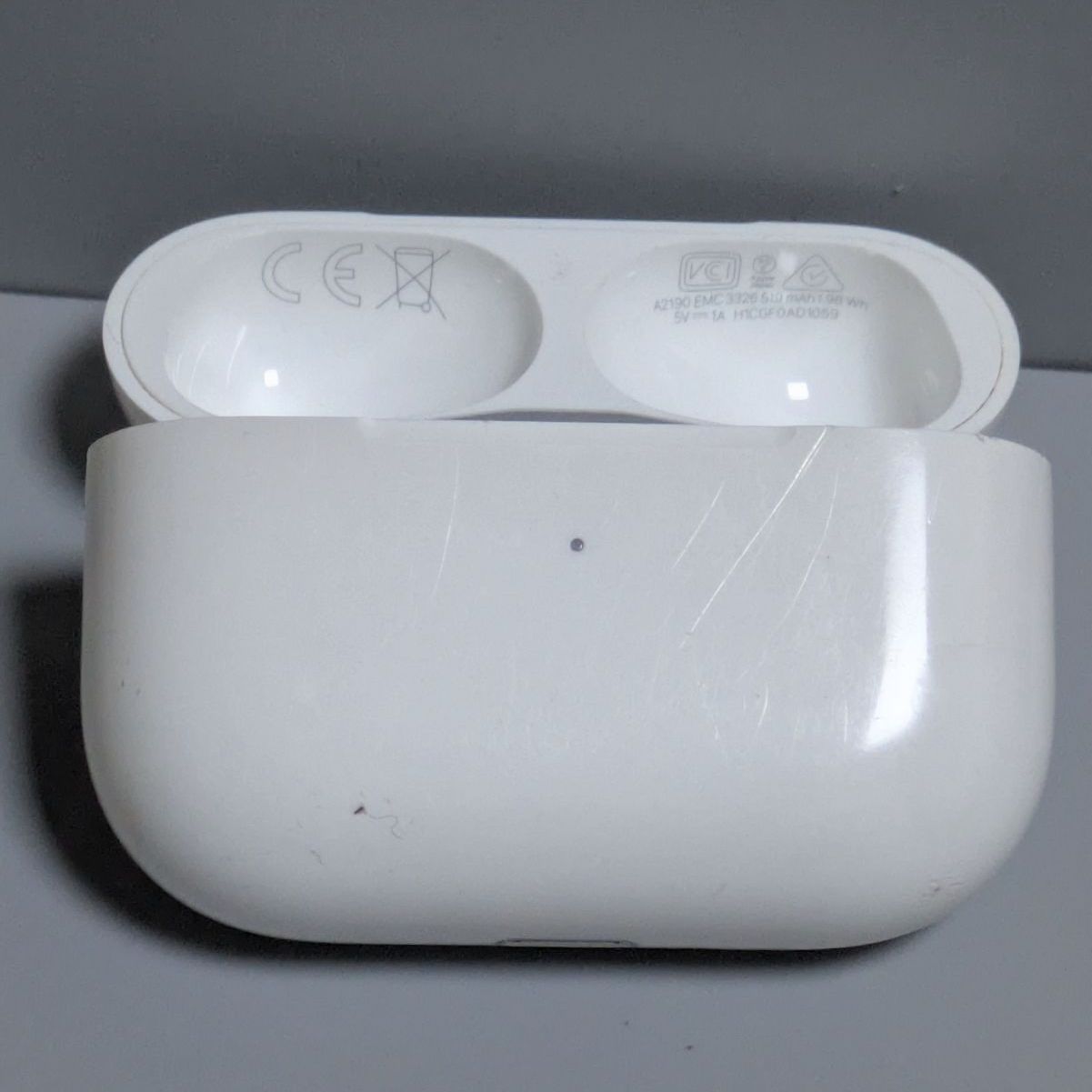AirPods Pro / A2190【MagSafe 充電ケース】 MagSafe充電ケース（USB-C 