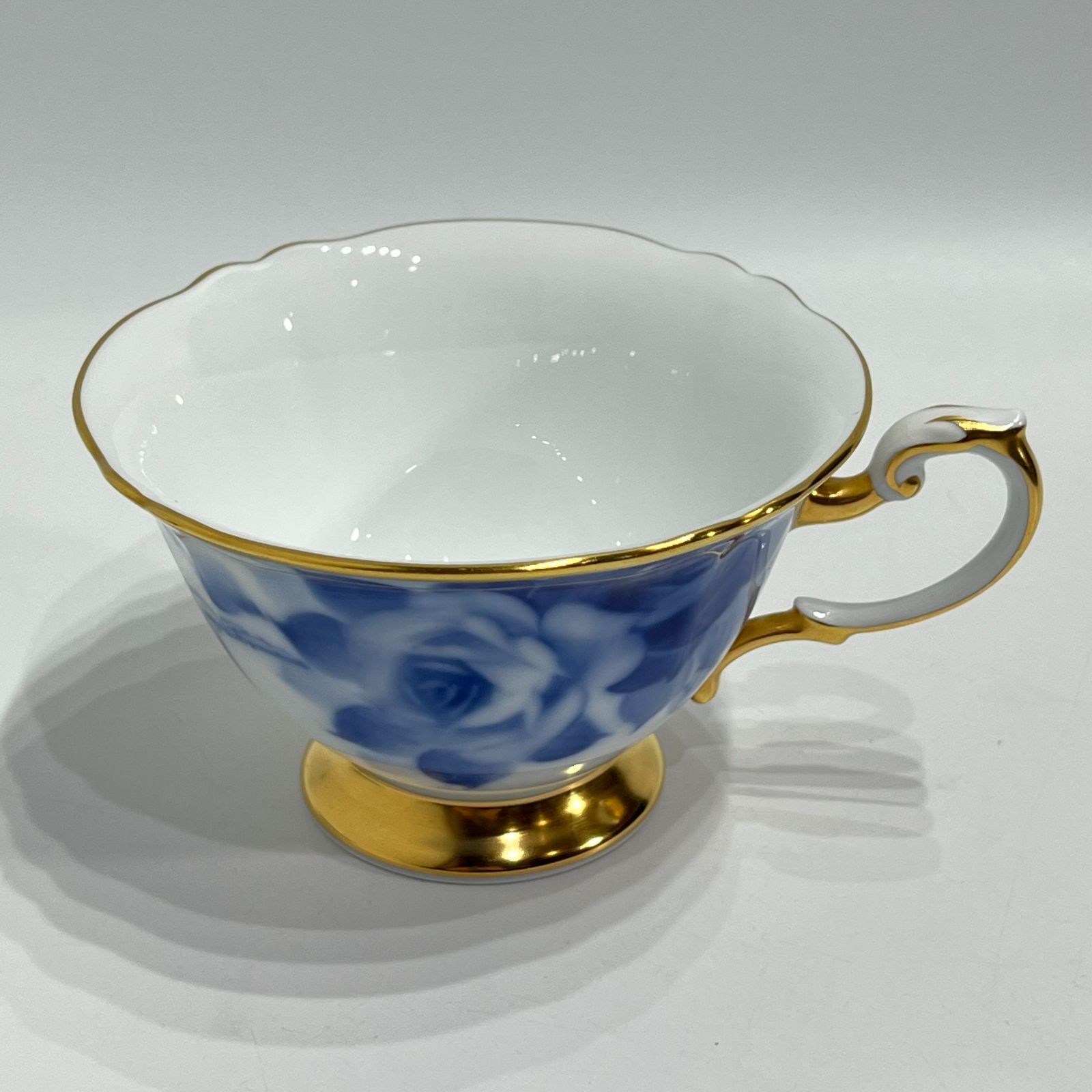 美品 / 大倉陶園 手描き 技法シリーズ ブルーローズ ティー・コーヒー