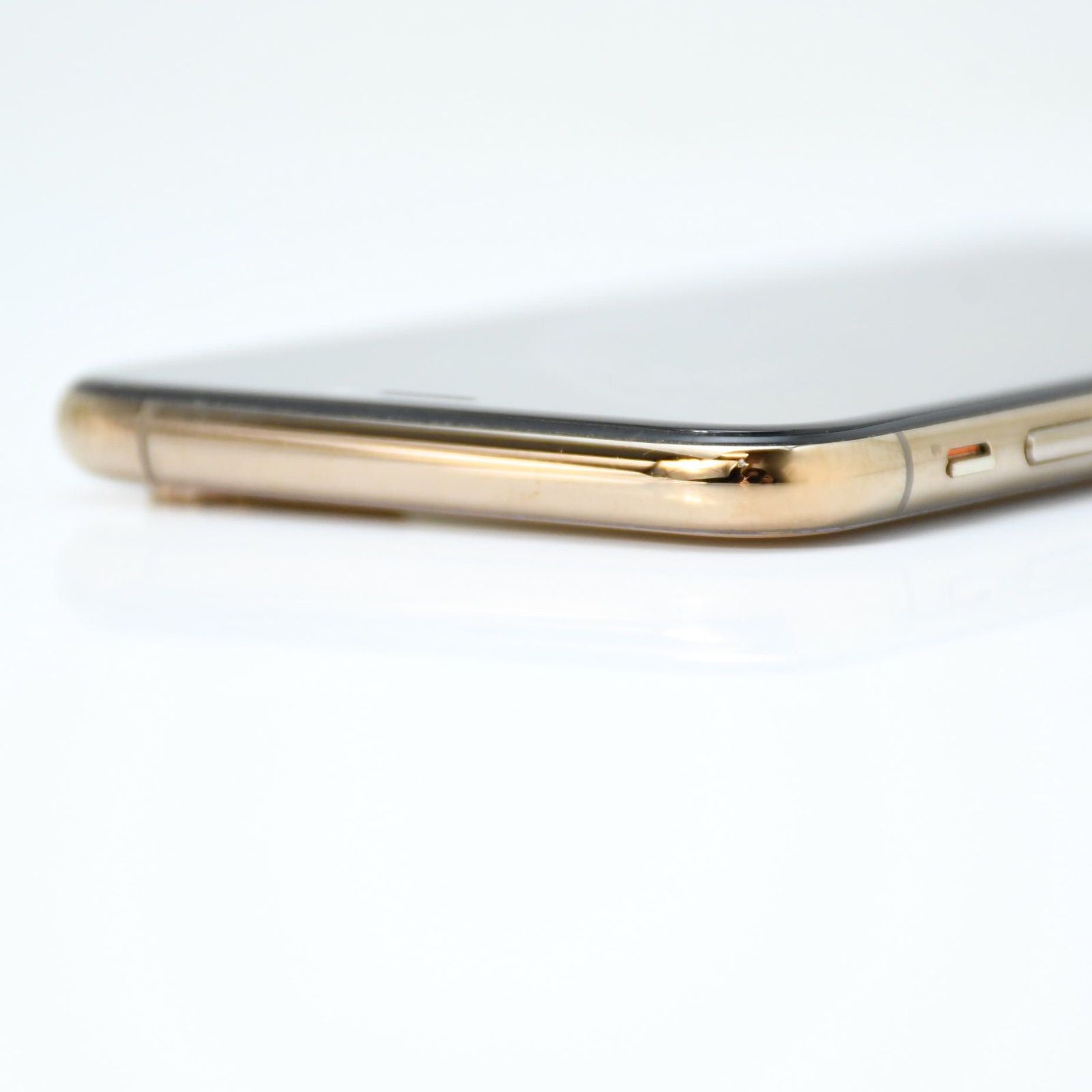 美品】iPhone XS 256GB ゴールド SIMフリー - メルカリ