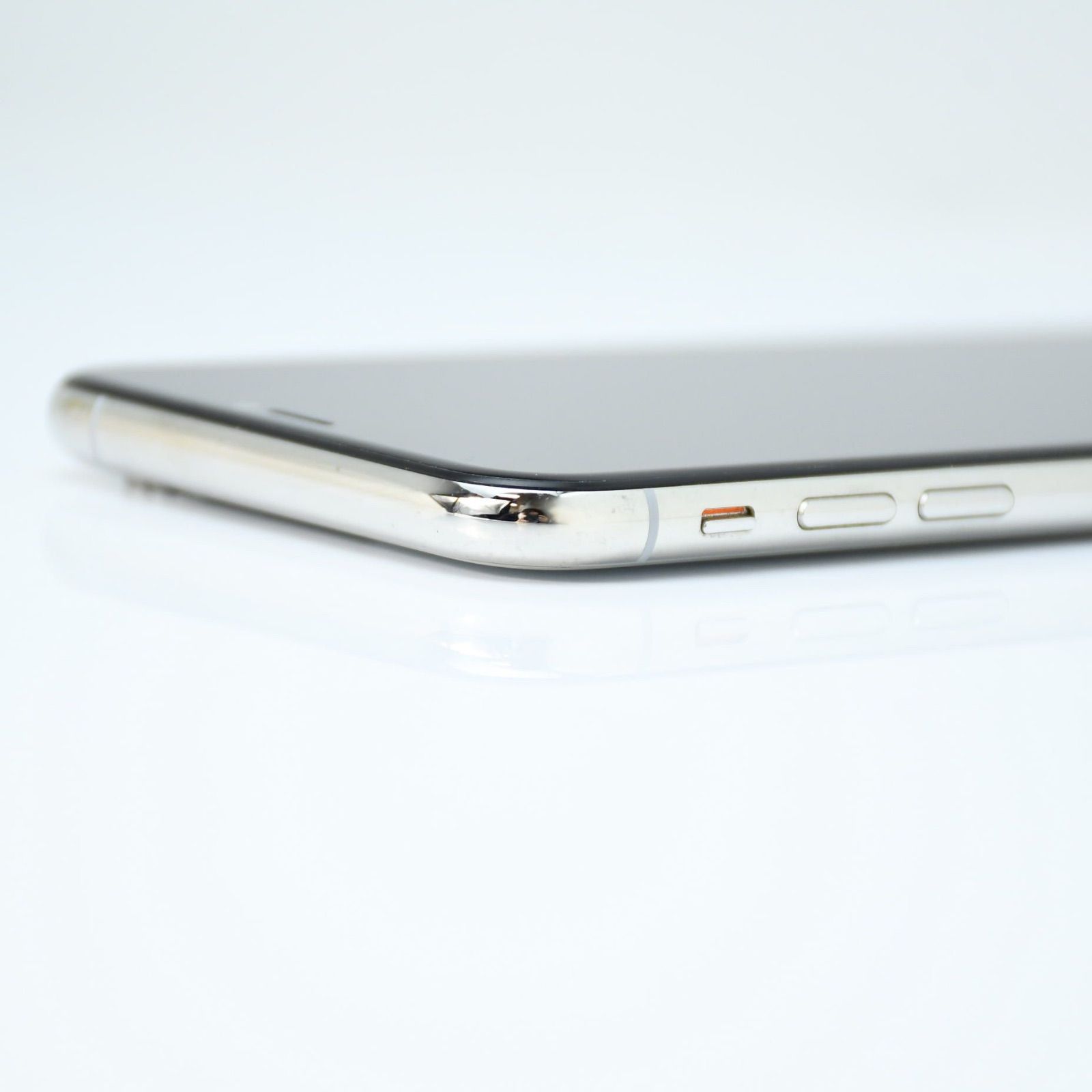iPhone XS 512GB シルバー docomo SIMフリー - メルカリ