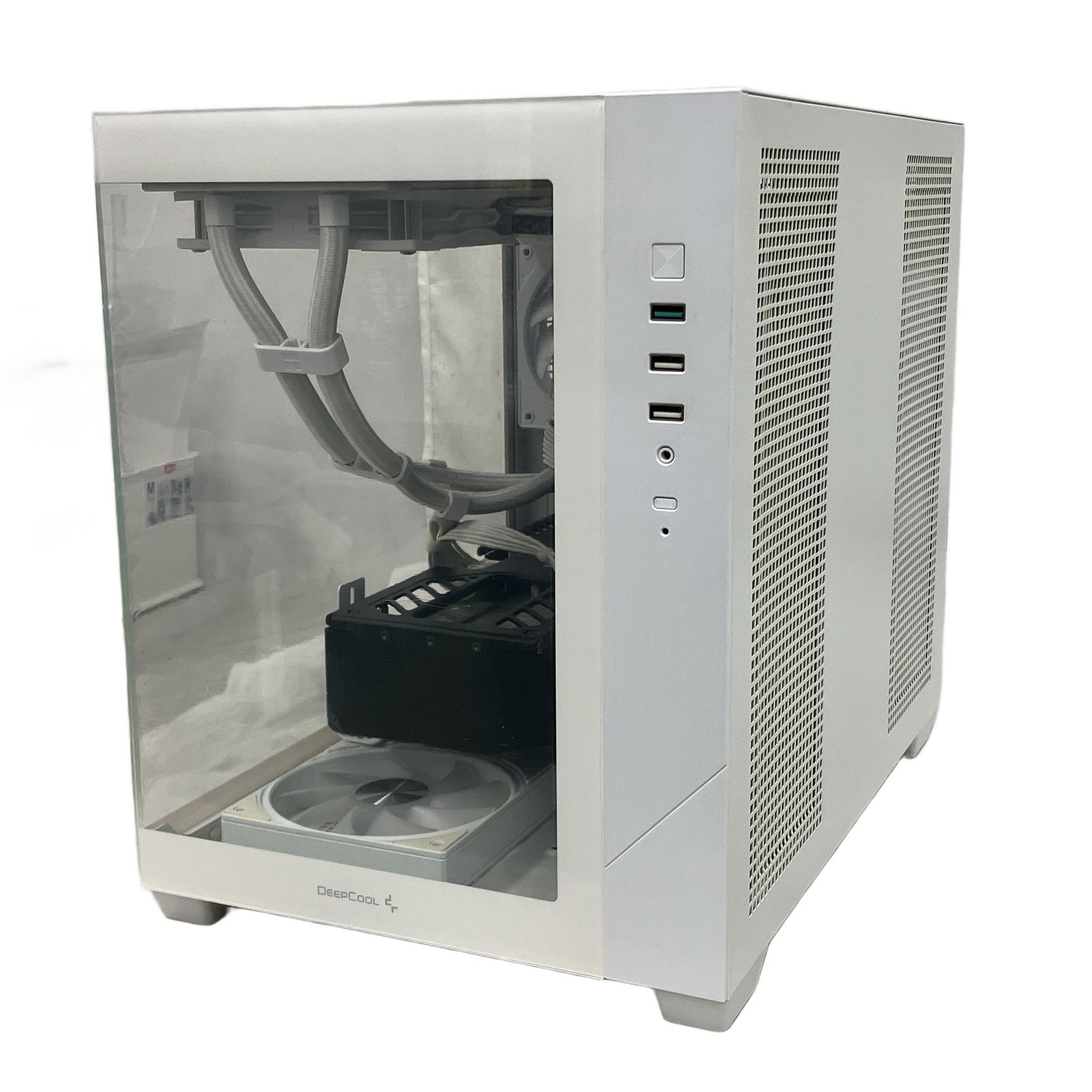 Ryzen7-9800X3D、RX9070搭載、自作デスクトップPC Ryzen 7 9800X3D/RX 9070 XT の自作PC : r/Amd