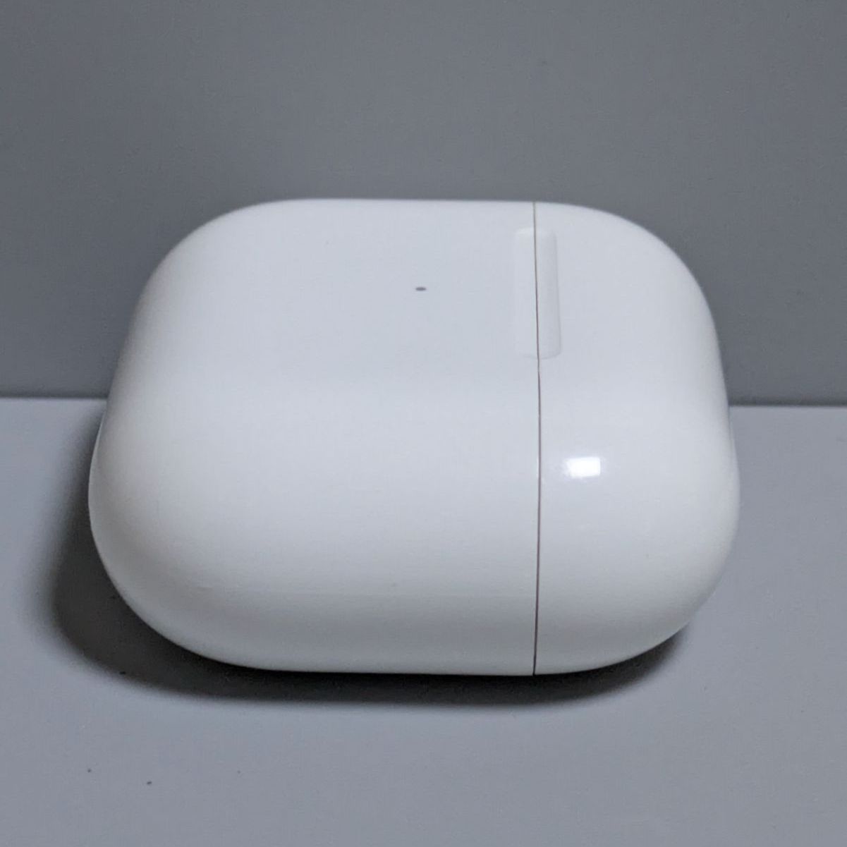 10＞ 美品 apple 第3世代 Airpods【 MME73J/A A2566 MagSafe充電