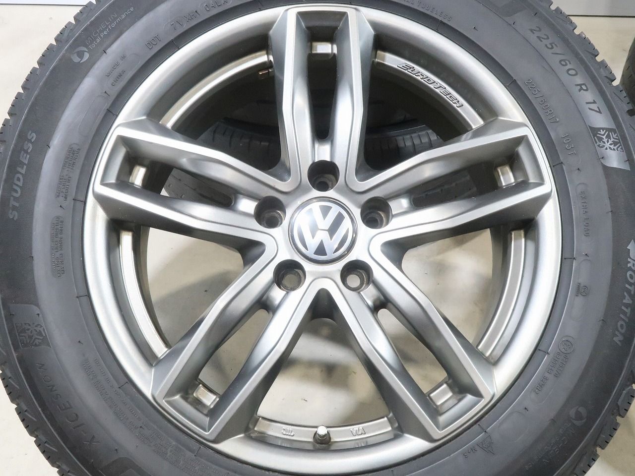 フォルクスワーゲン ティグアン 等に 4本 ユーロテック 17インチ 7.5J+ 