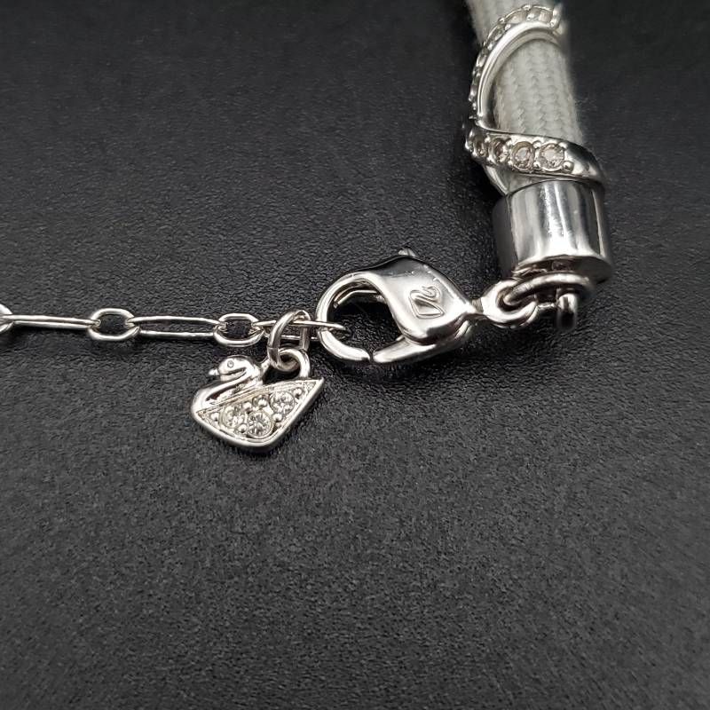 SWAROVSKI スワロフスキー Hyphen Grey ブレスレット バングル クロス 