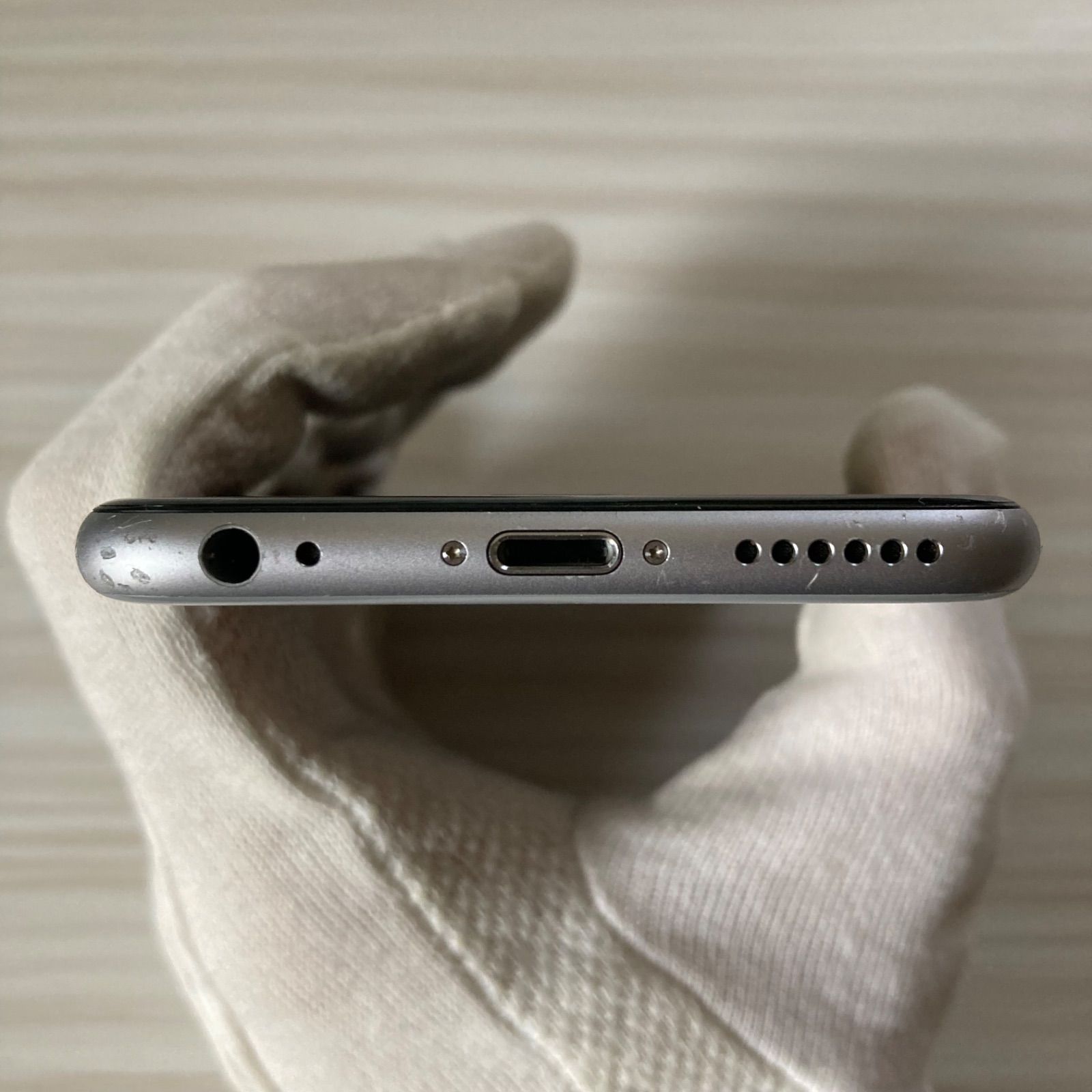 iPhone6s 64GB SIMフリー バッテリー95% 訳あり - メルカリ