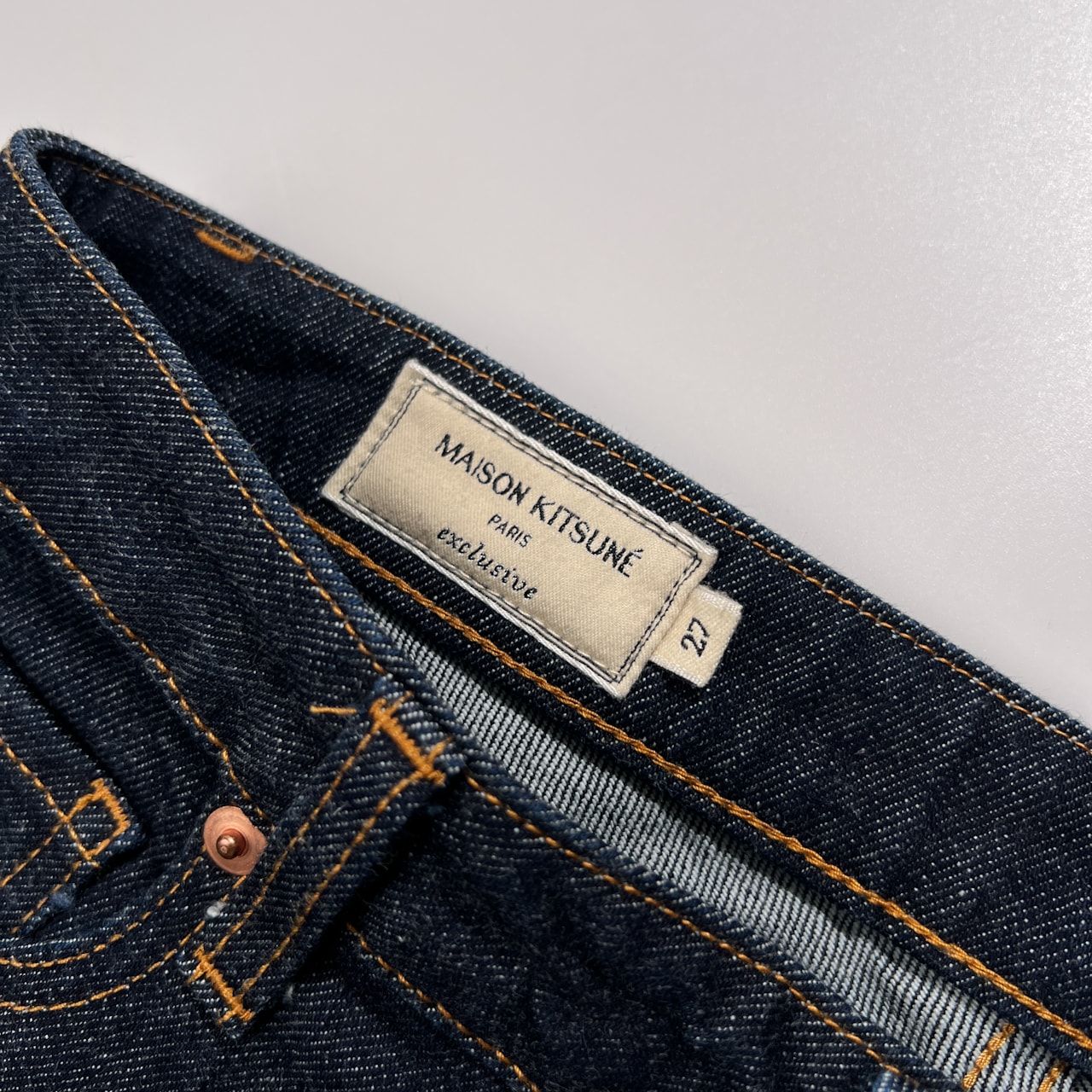 MAISON KITSUNE メゾンキツネ exclusive テーパード スキニー デニム