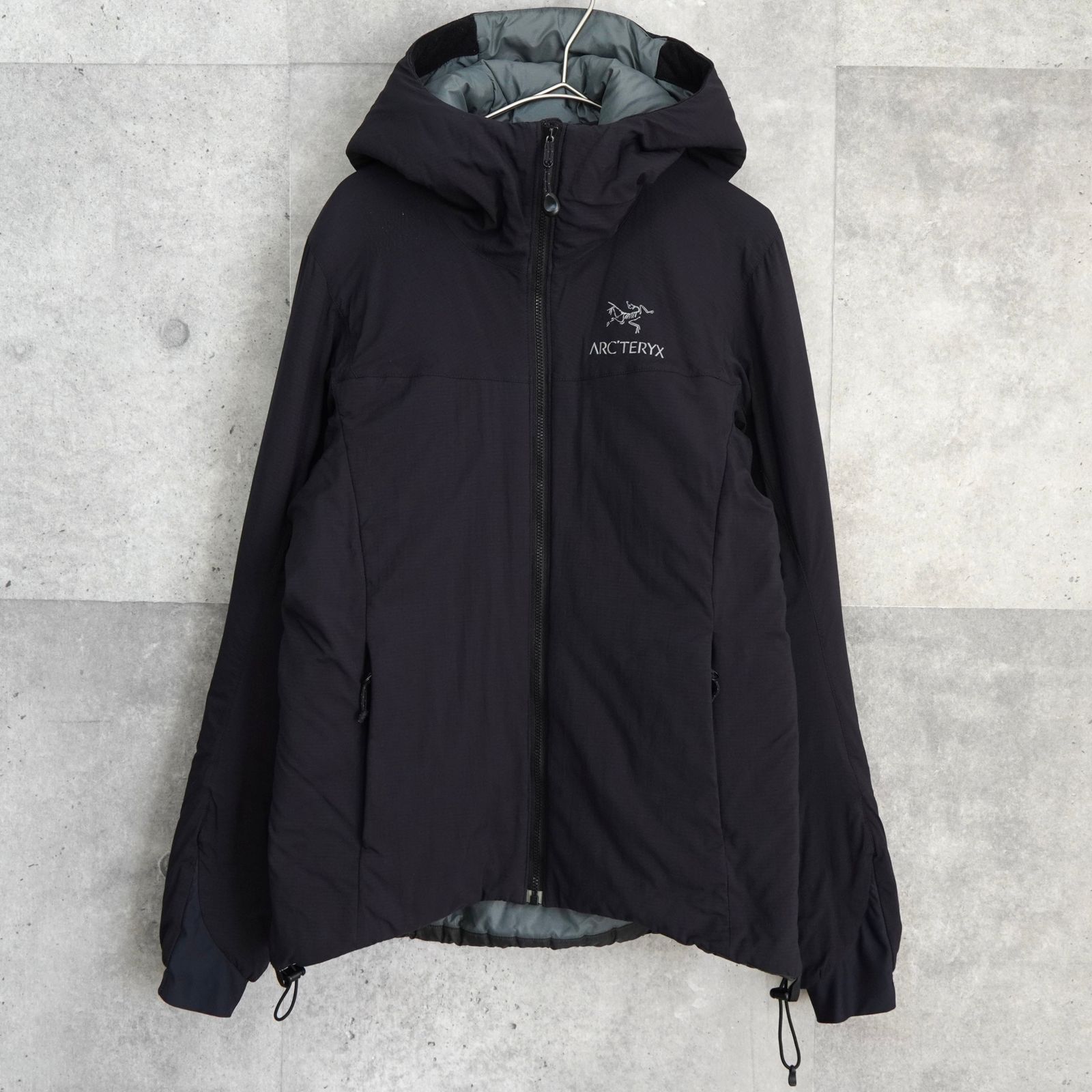 5月末まで30％OFFのこの価格】アークテリクス ATOM AR HOODY アトム 