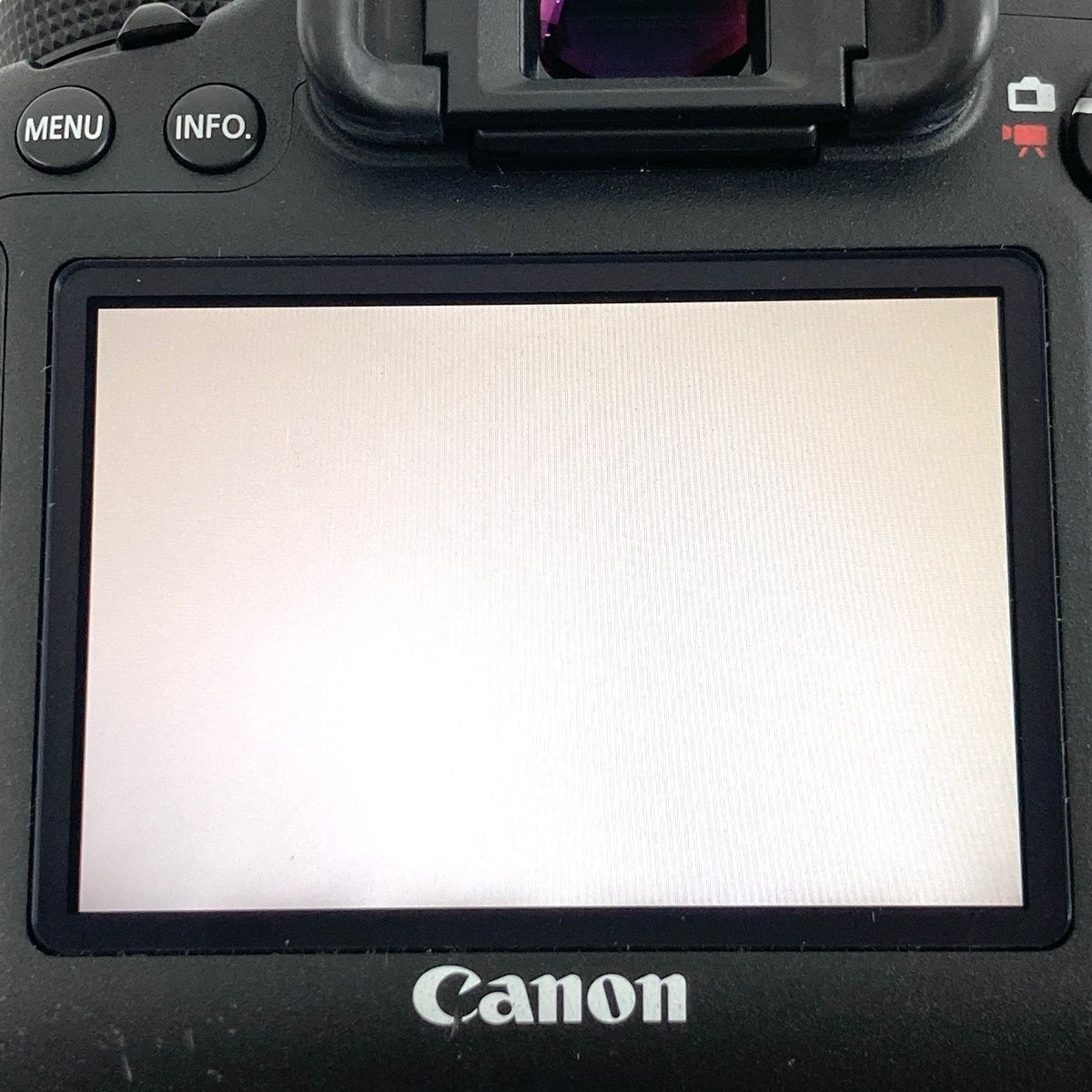 カメラ、光学機器 【1円】 キヤノン Canon EOS 6D ボディ ※通電のみ 