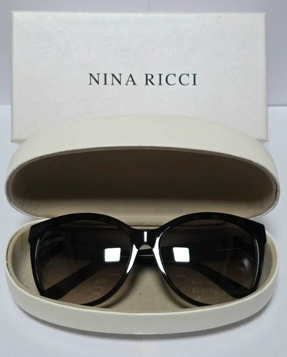 Nina Ricci レディース サングラス (NR 1017 K)