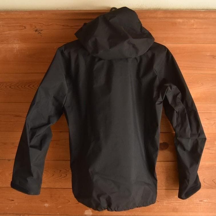 国内正規品/保証書付】ARC'TERYX Beta AR ジャケット XS 黒 ブラック
