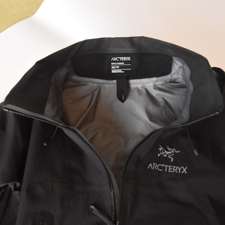 国内正規品/保証書付】ARC'TERYX Beta AR ジャケット XS 黒 ブラック