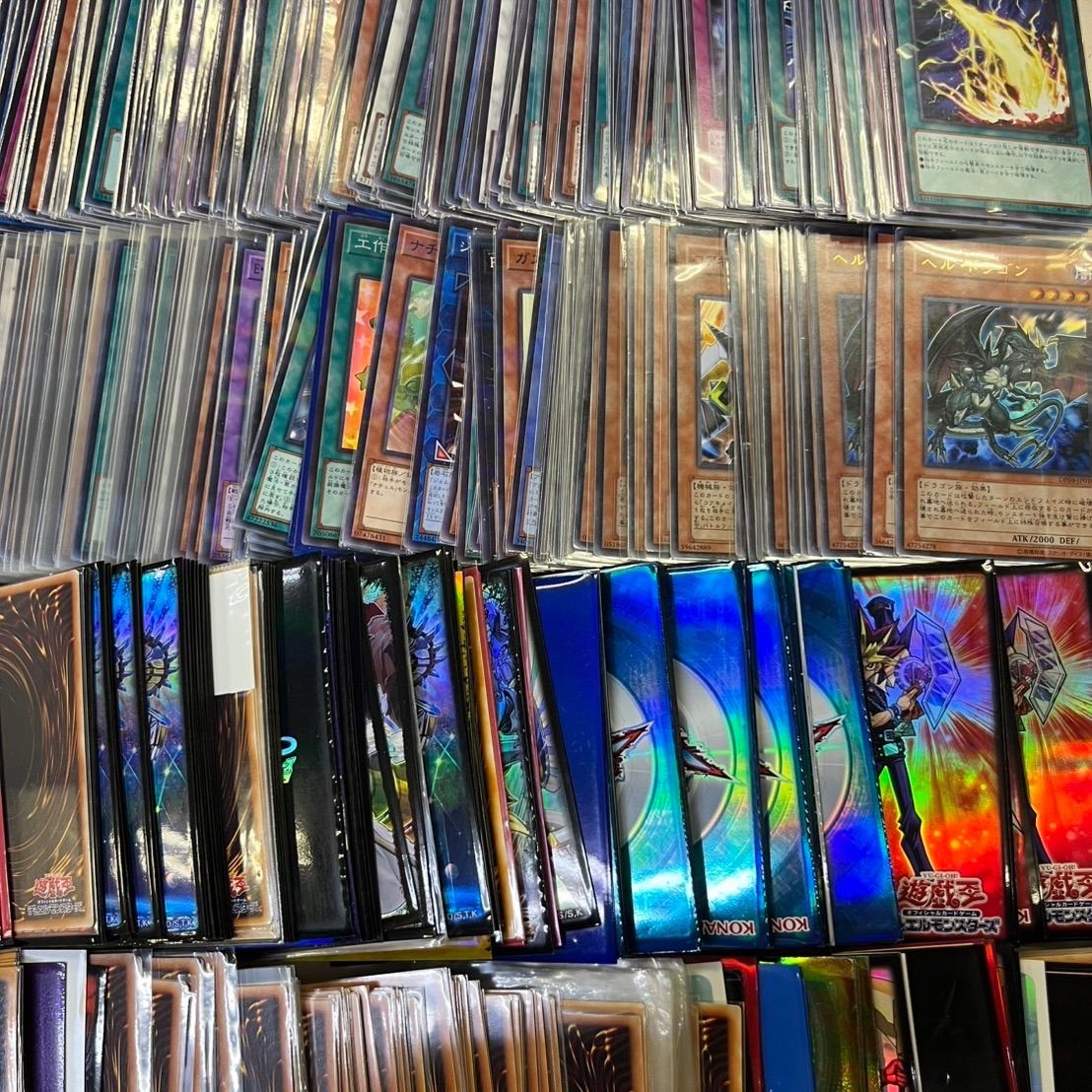 遊戯王 大量まとめ売り スリーブ入りカードのみ 1箱 約20kg - Mercari