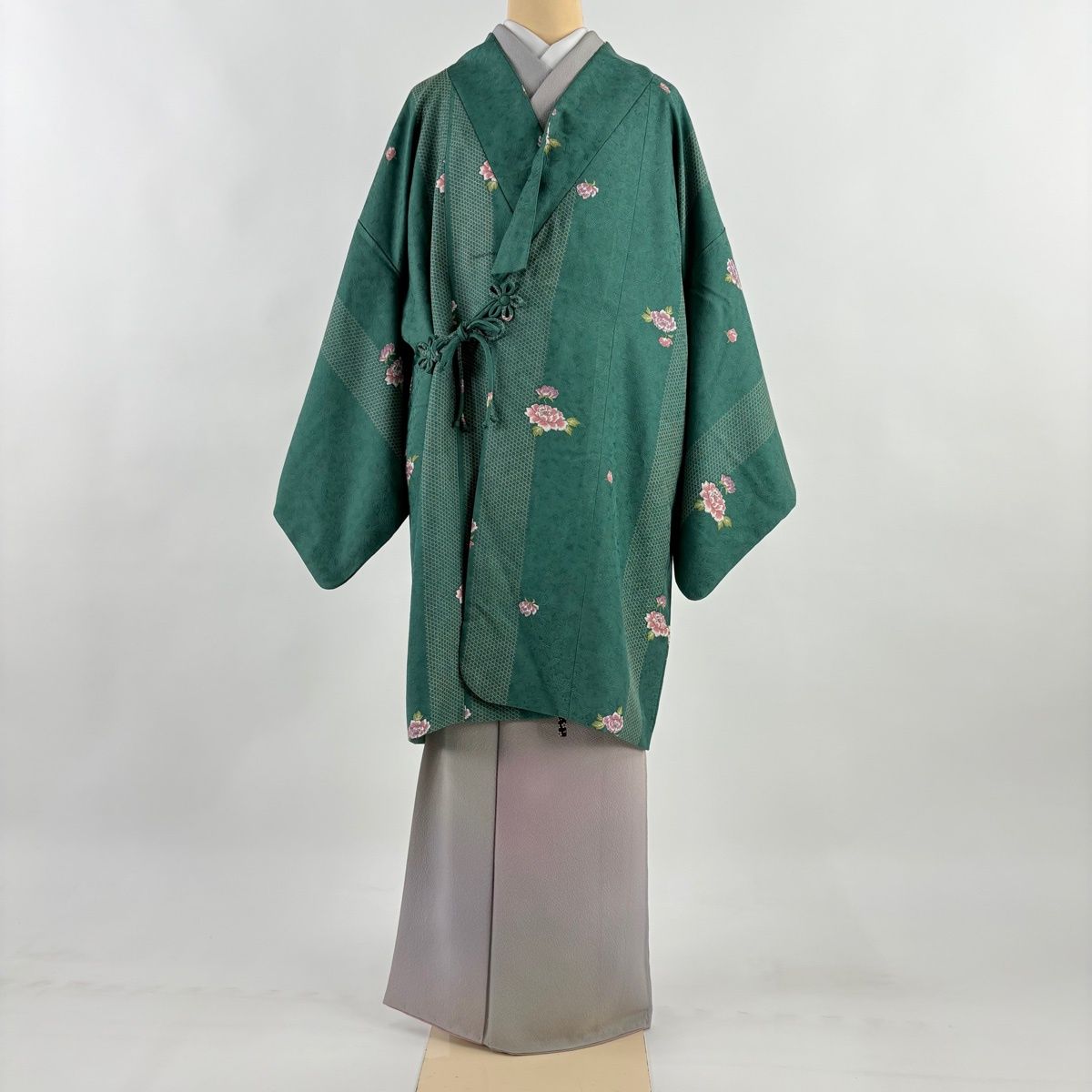 美品】 道中着 身丈93cm 裄丈66cm M 和装コート 着物衿 草花 籠目 緑