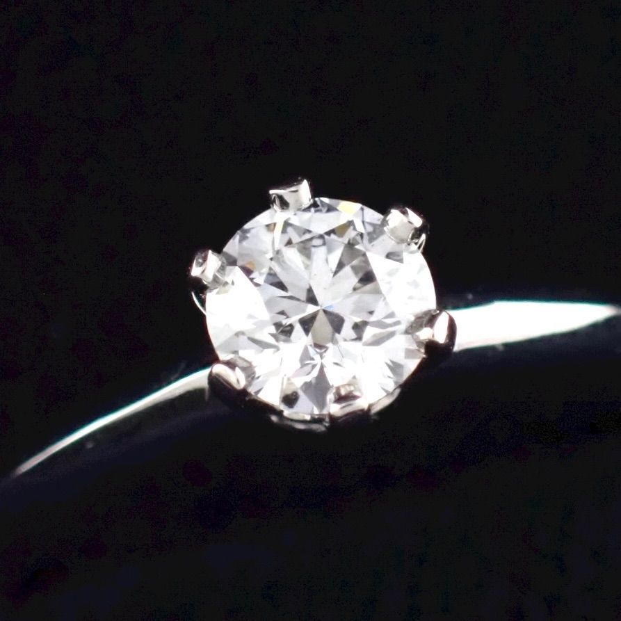 新品仕上げ 鑑定書 ケース Tiffany & Co. ティファニー 0.3ct 