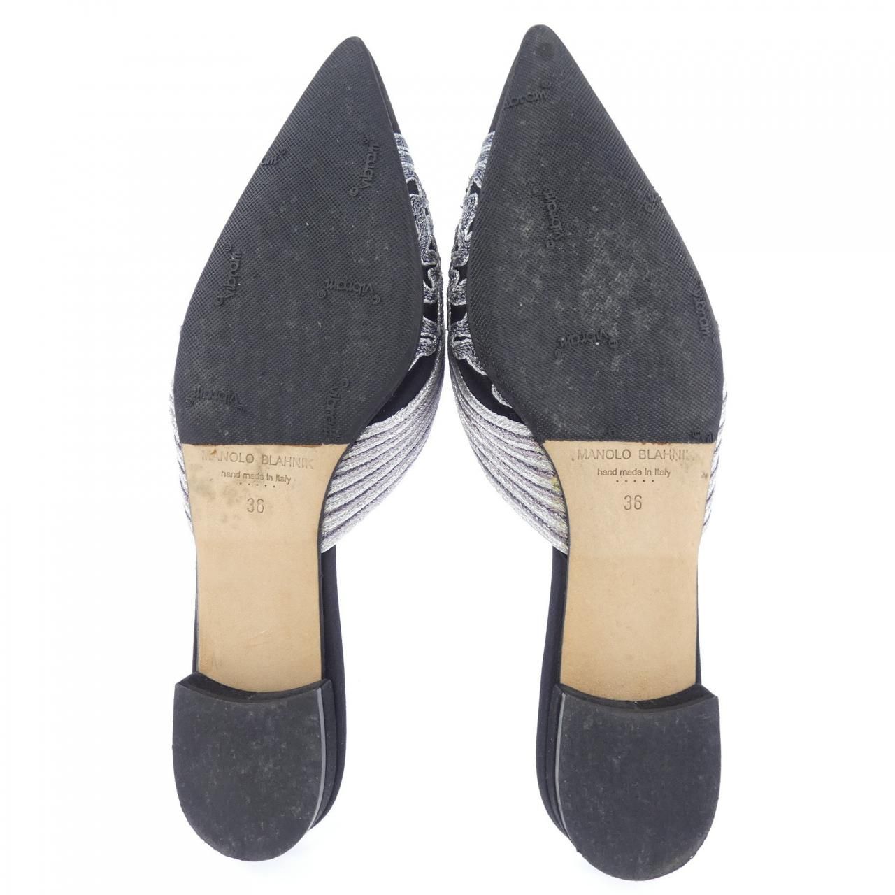 マノロブラニク MANOLO BLAHNIK サンダル - メルカリ