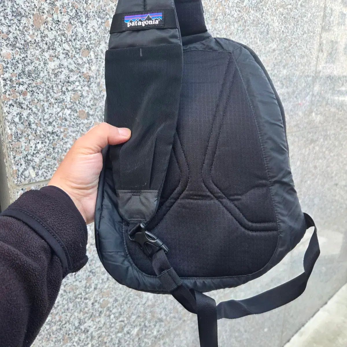 パタゴニア ウルトラライト スリング レビューPatagonia ブラック 