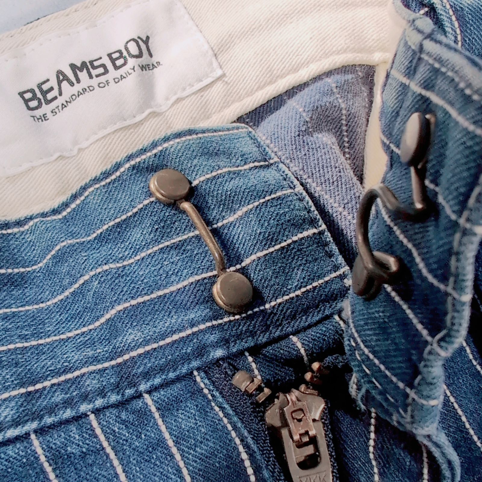 BEAMS BOY ディープライズパンツ インディゴ染め チョークストライプ 