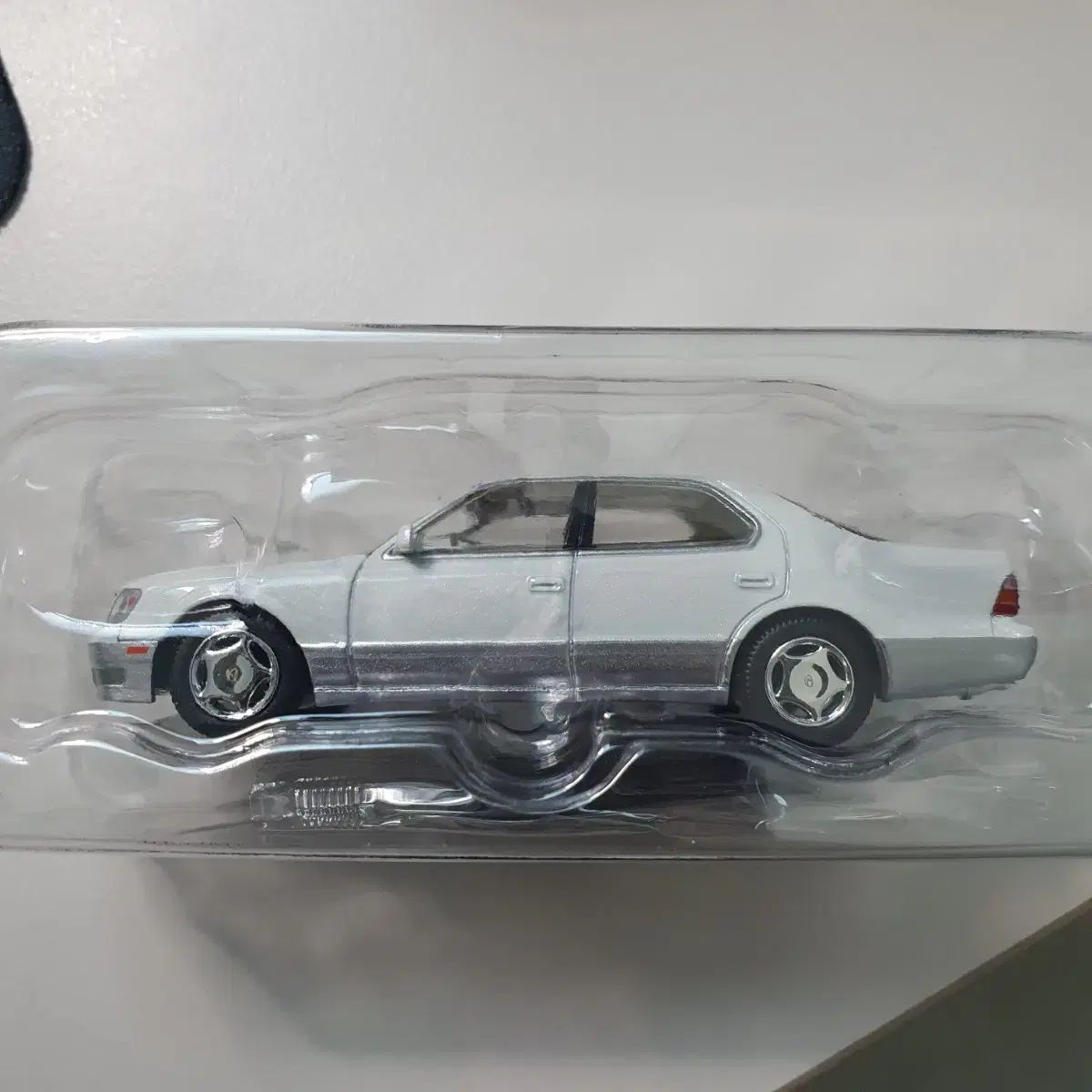 トミカ リミテッド ヴィンテージ レクサス LS400 - メルカリ