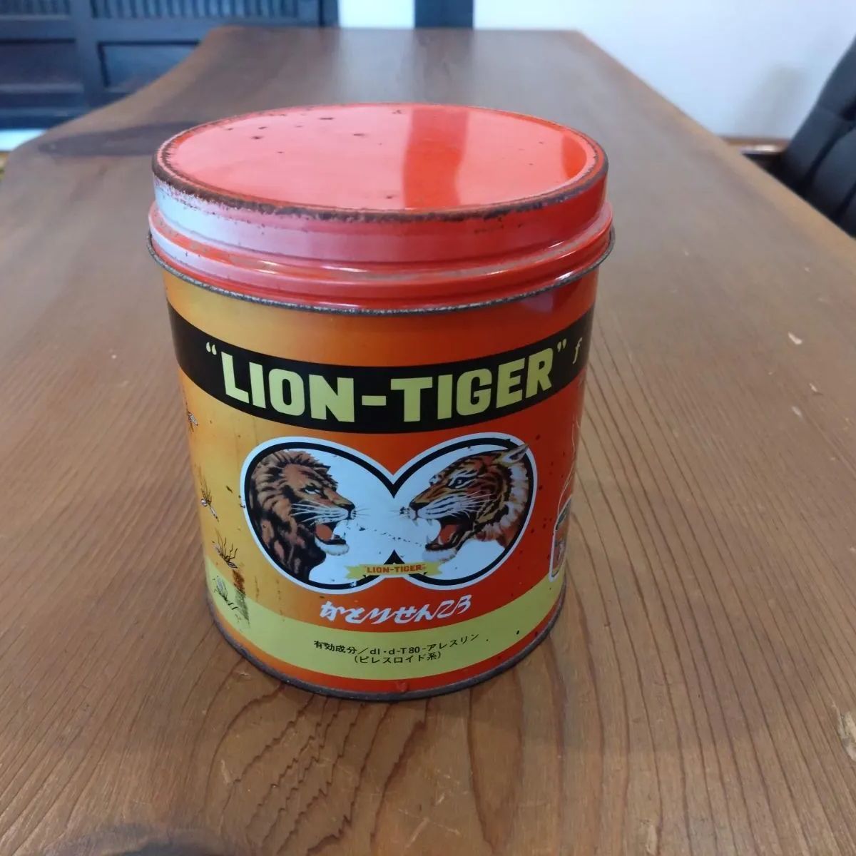 昭和レトロ 蚊取り線香缶 LION-TIGER ライオンタイガー ライオン