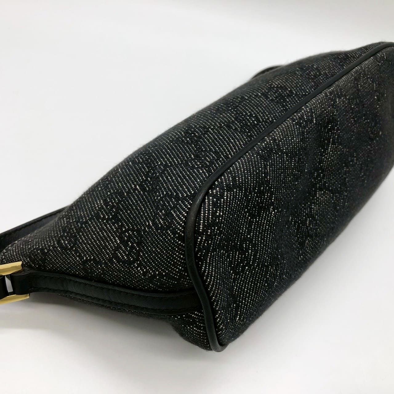 GUCCI グッチ 07198 アクセサリー ポーチ ハンドバッグ ブラック