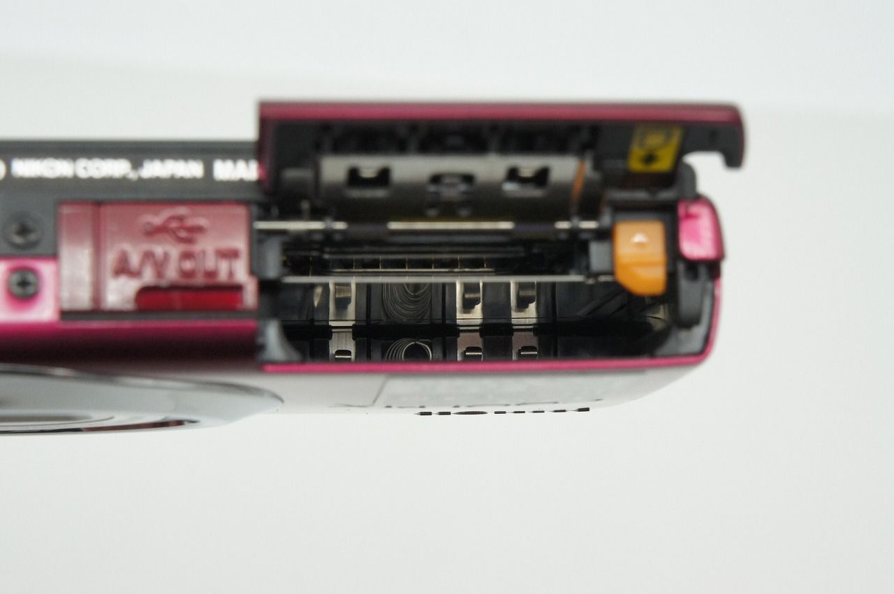美品 Nikon ニコン COOLPIX S4000 コンパクトデジタルカメラ ルビー