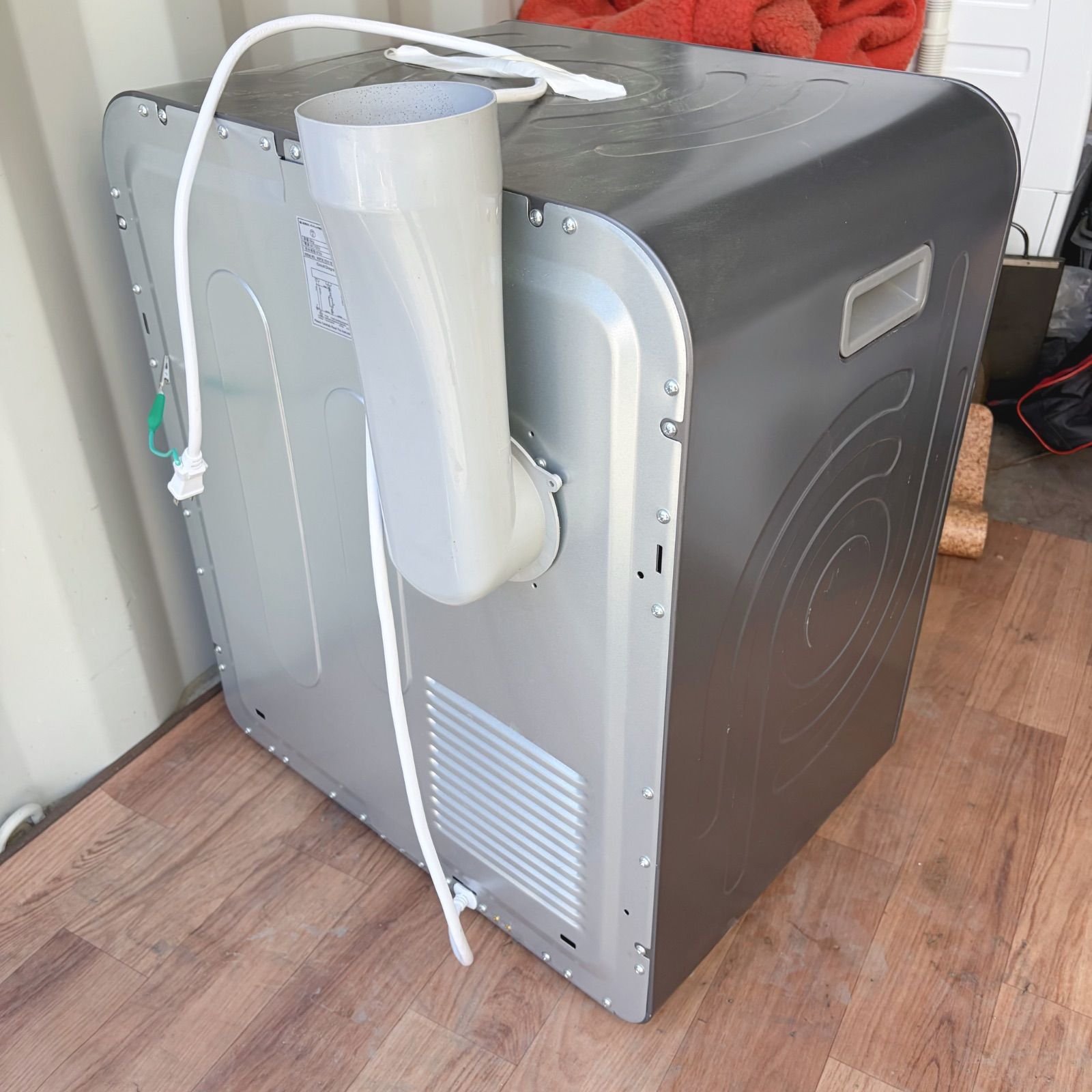 送料無料！yoquna ムーンドライ pro ダークグレー電気衣類乾燥機