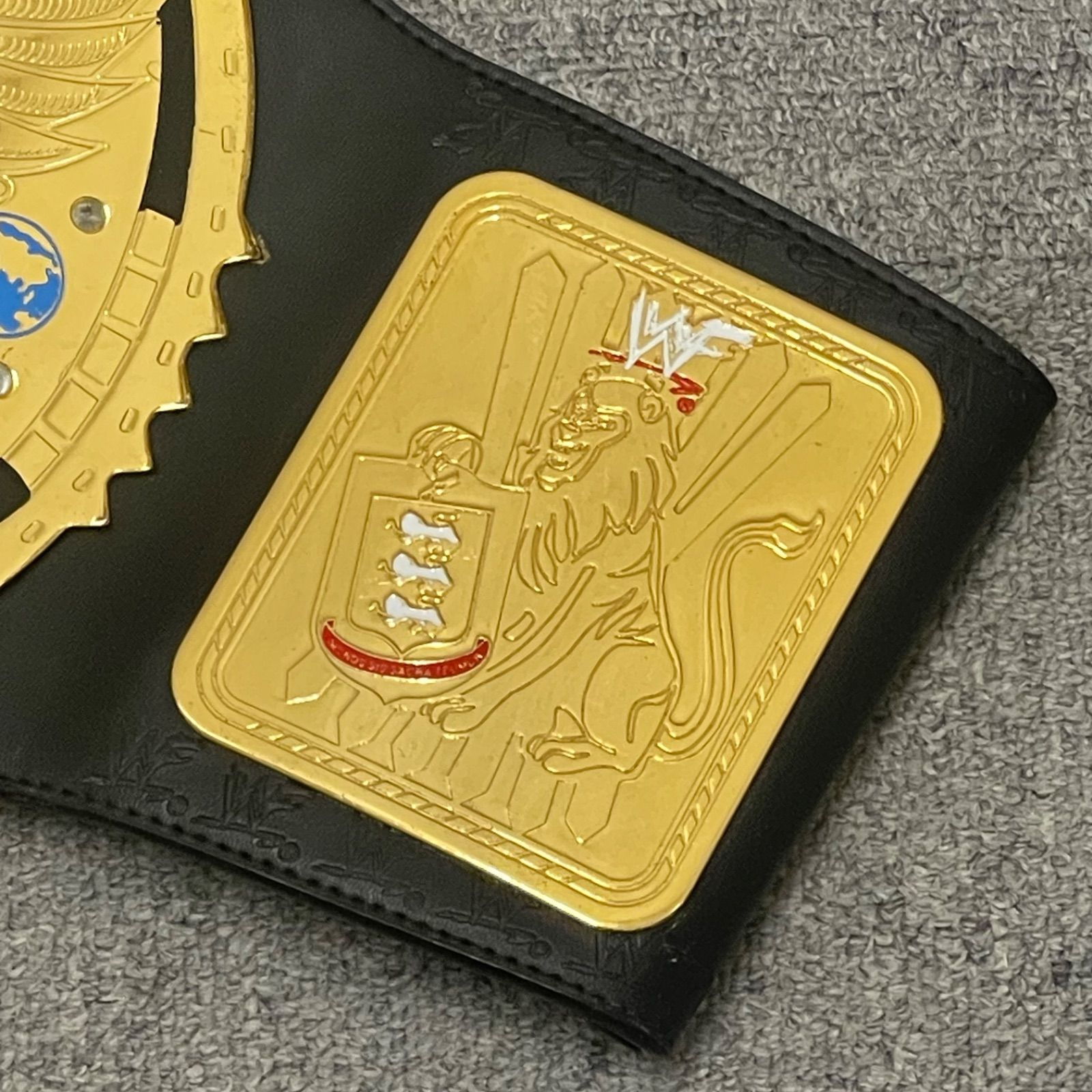 NPA】WWE ビッグイーグル チャンピオンベルト レプリカ - メルカリ