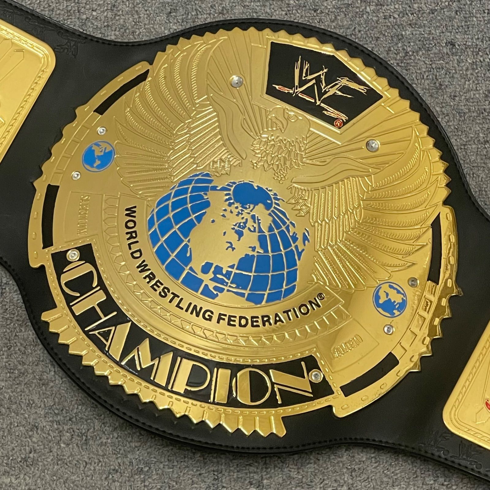 NPA】WWE ビッグイーグル チャンピオンベルト レプリカ - メルカリ